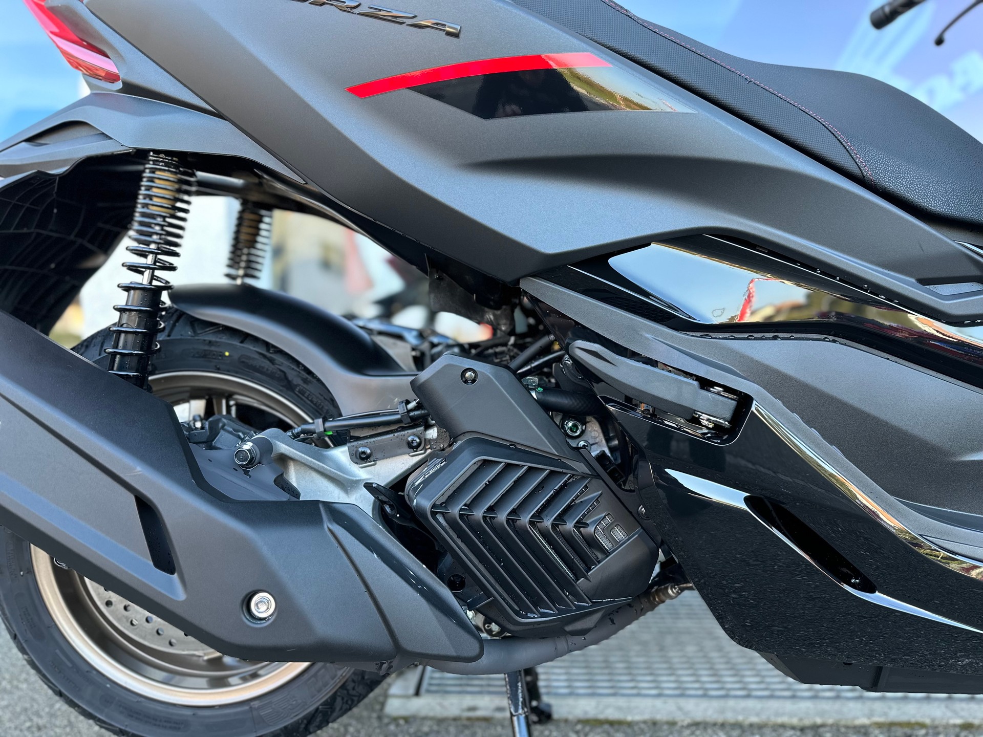 HONDA NSS 125 Forza Special Edition-image-6