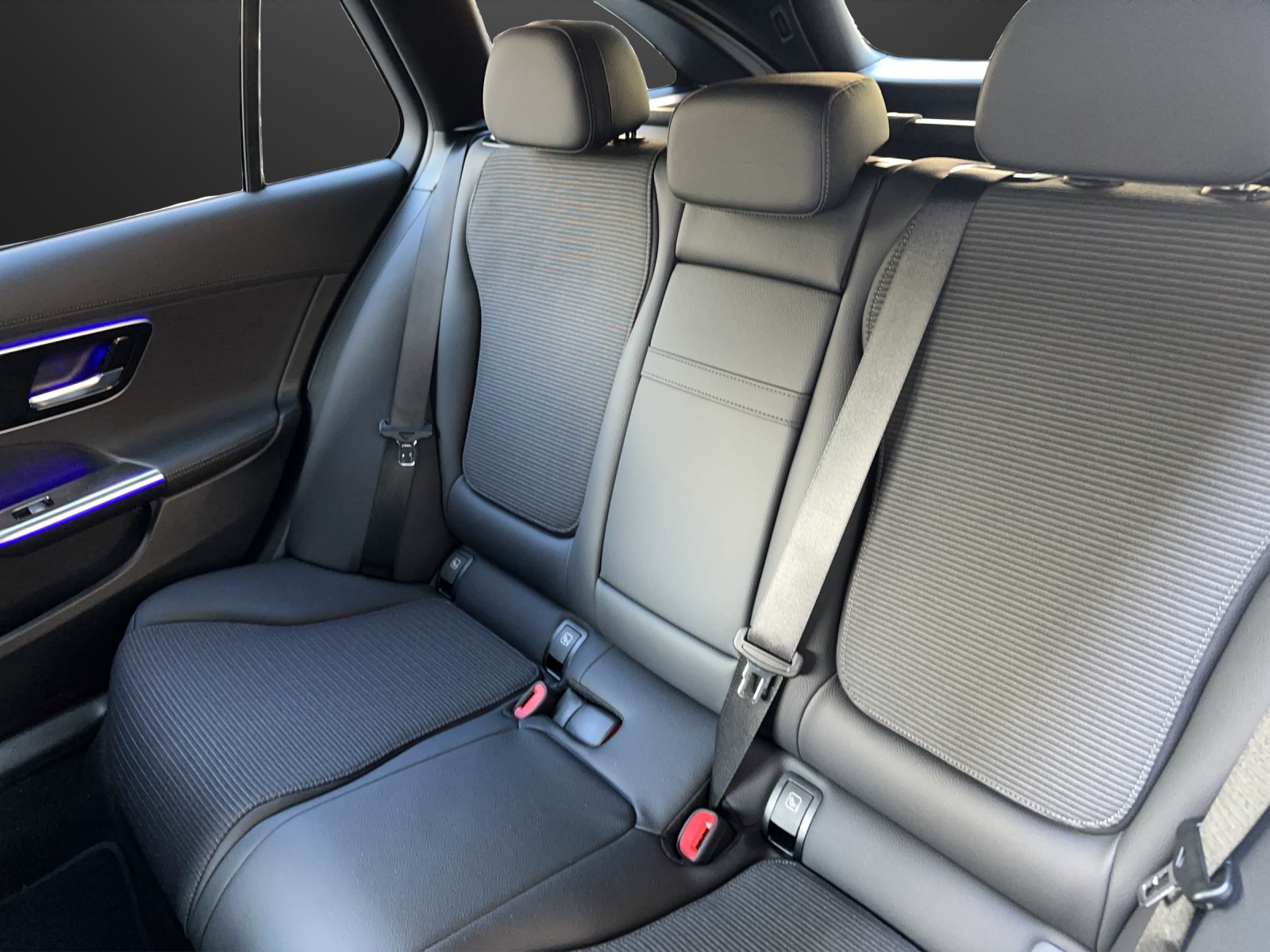 MERCEDES-BENZ C 200 4Matic T All-Terrain-image-14