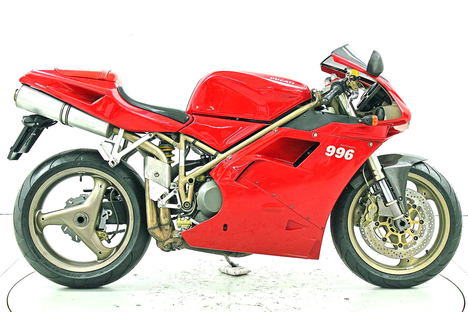DUCATI 996-showroom-element-3