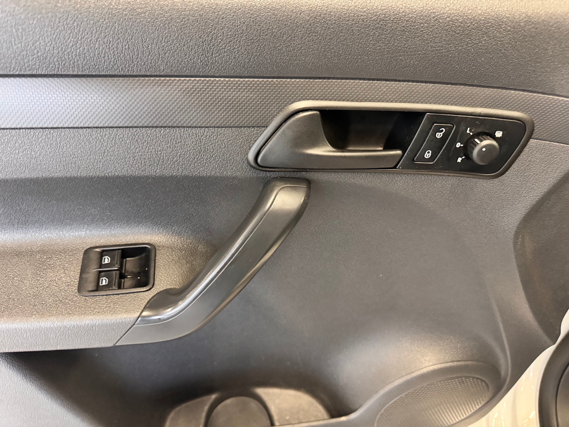 VW Caddy 2.0 EcoFuel-image-15