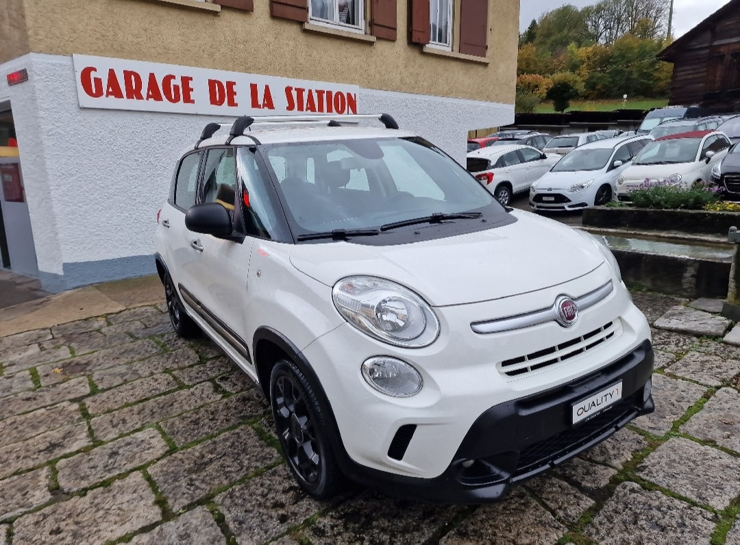FIAT 500L 1.4 TB 16V Trekking Go Play Outside-image-2