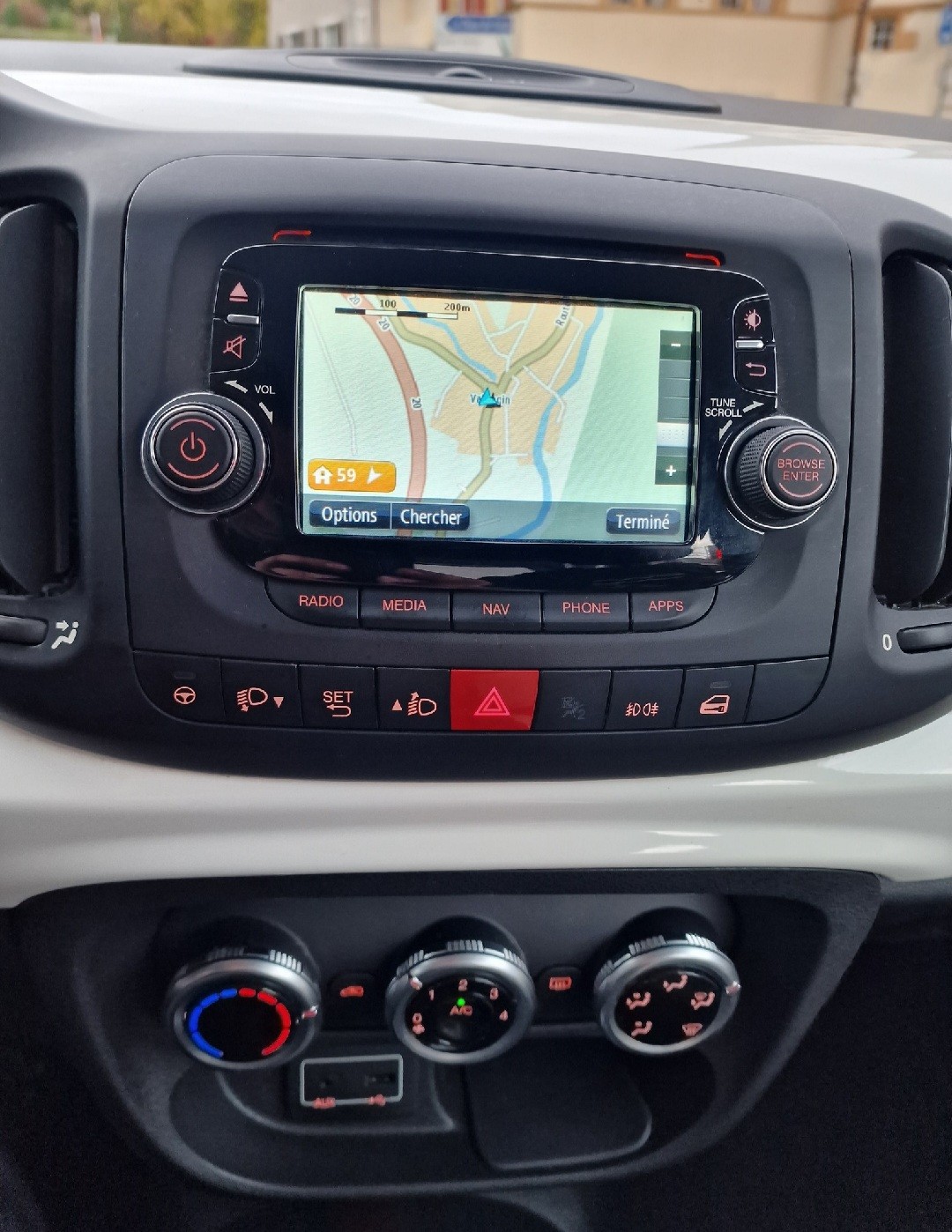 FIAT 500L 1.4 TB 16V Trekking Go Play Outside-image-7