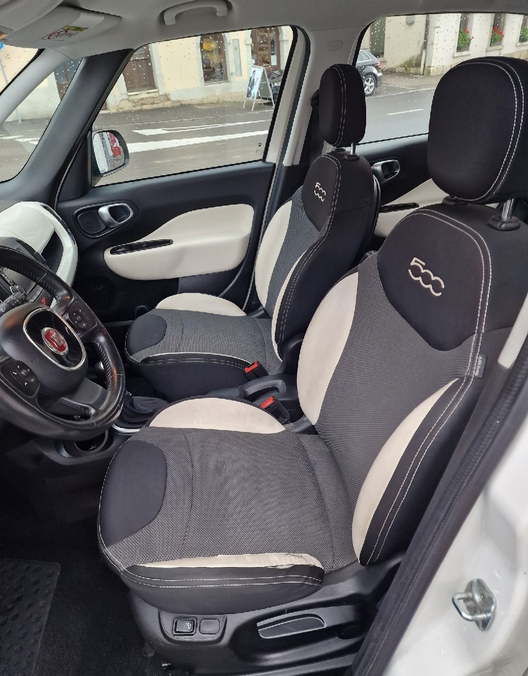 FIAT 500L 1.4 TB 16V Trekking Go Play Outside-image-9