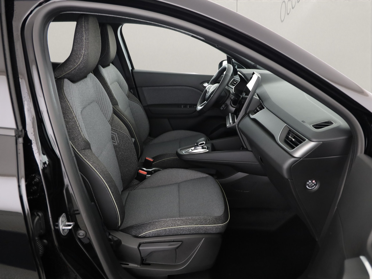 RENAULT Captur 1.6 E-Tech techno-image-6