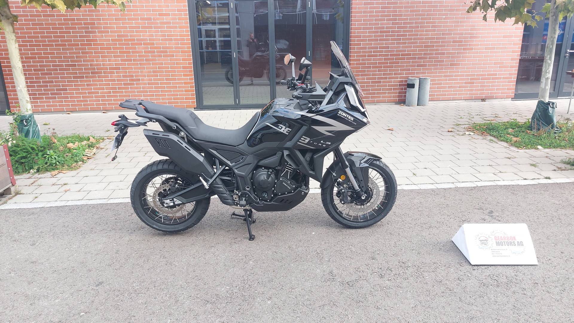 ZONTES 703 F