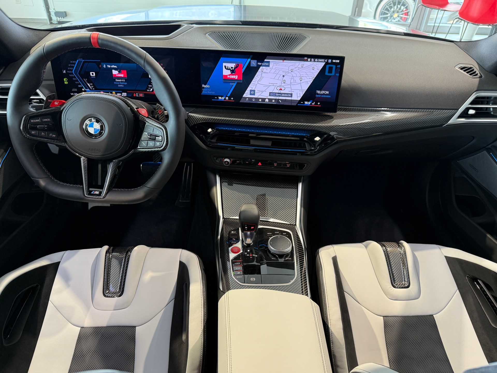 BMW M3 Touring xDrive Competition M-image-13