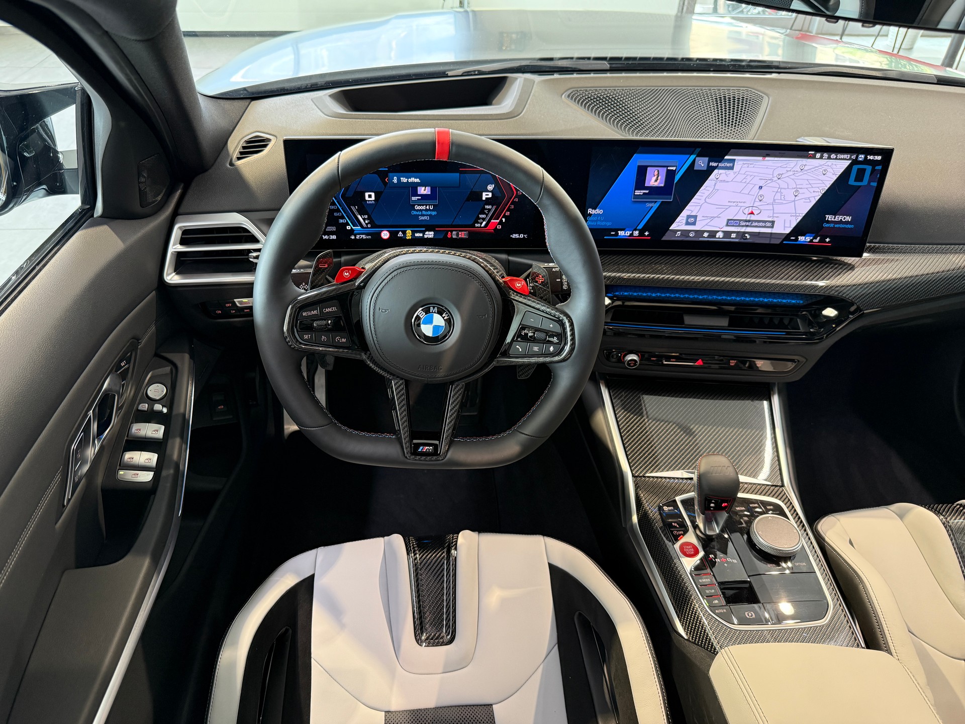 BMW M3 Touring xDrive Competition M-image-14