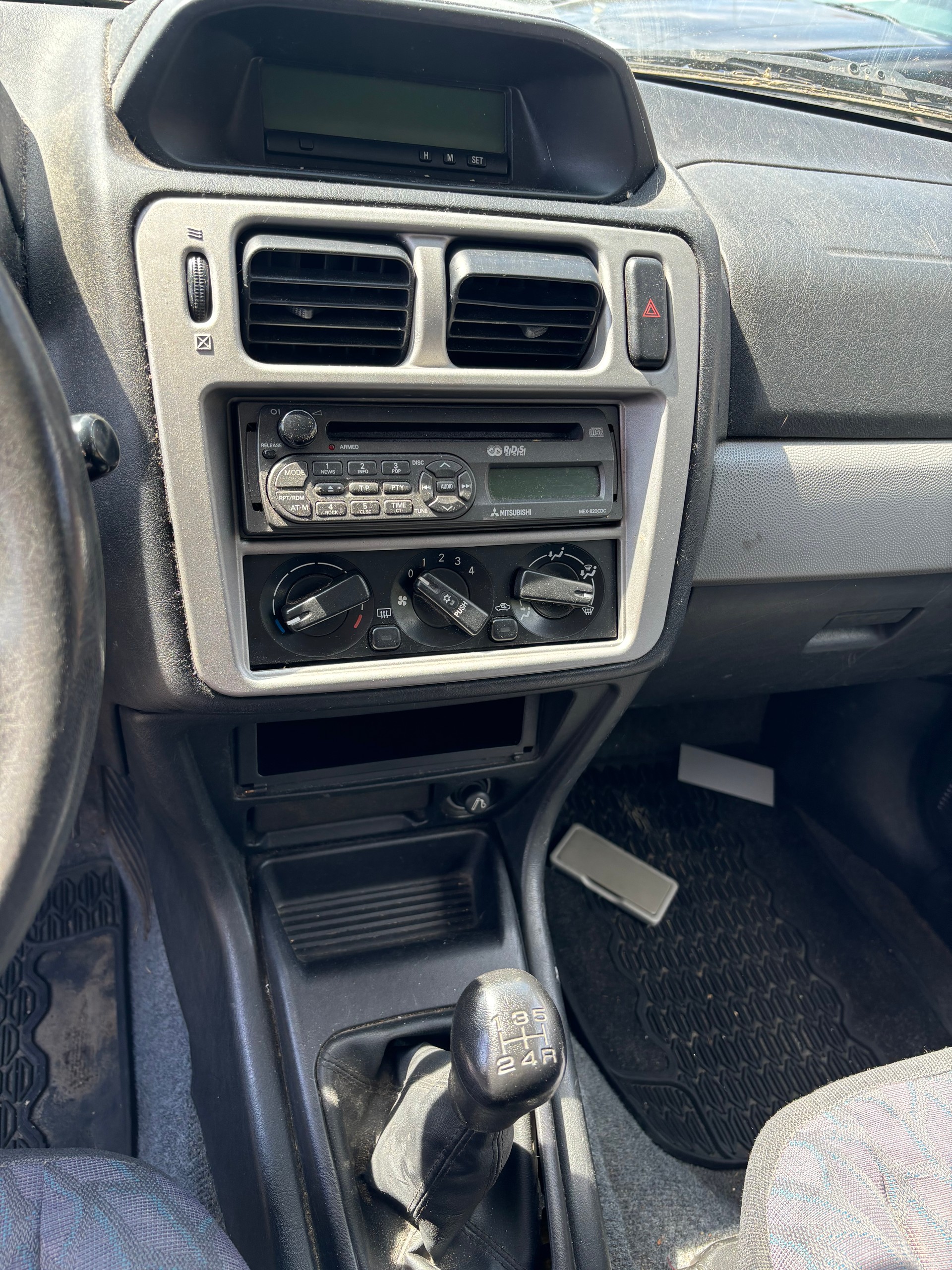 MITSUBISHI Pajero Pinin 1.8 Avance-image-4