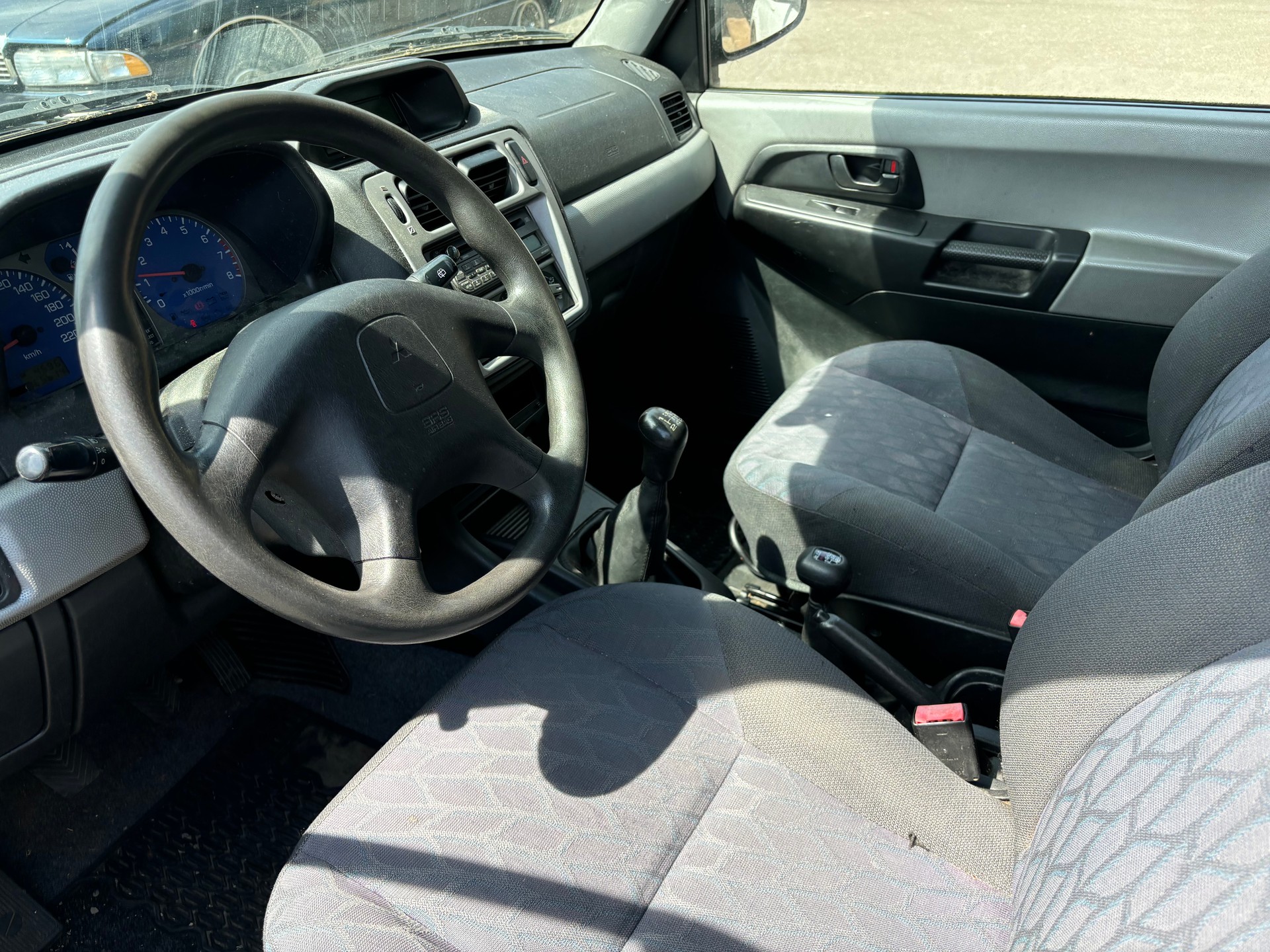 MITSUBISHI Pajero Pinin 1.8 Avance-image-3