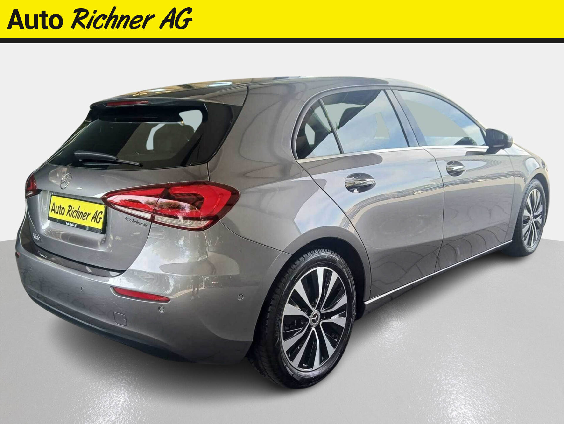 MERCEDES-BENZ A 180-image-3