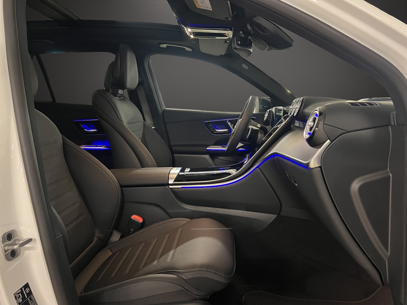 MERCEDES-BENZ GLC 450d 4Matic 9G-Tronic-image-13