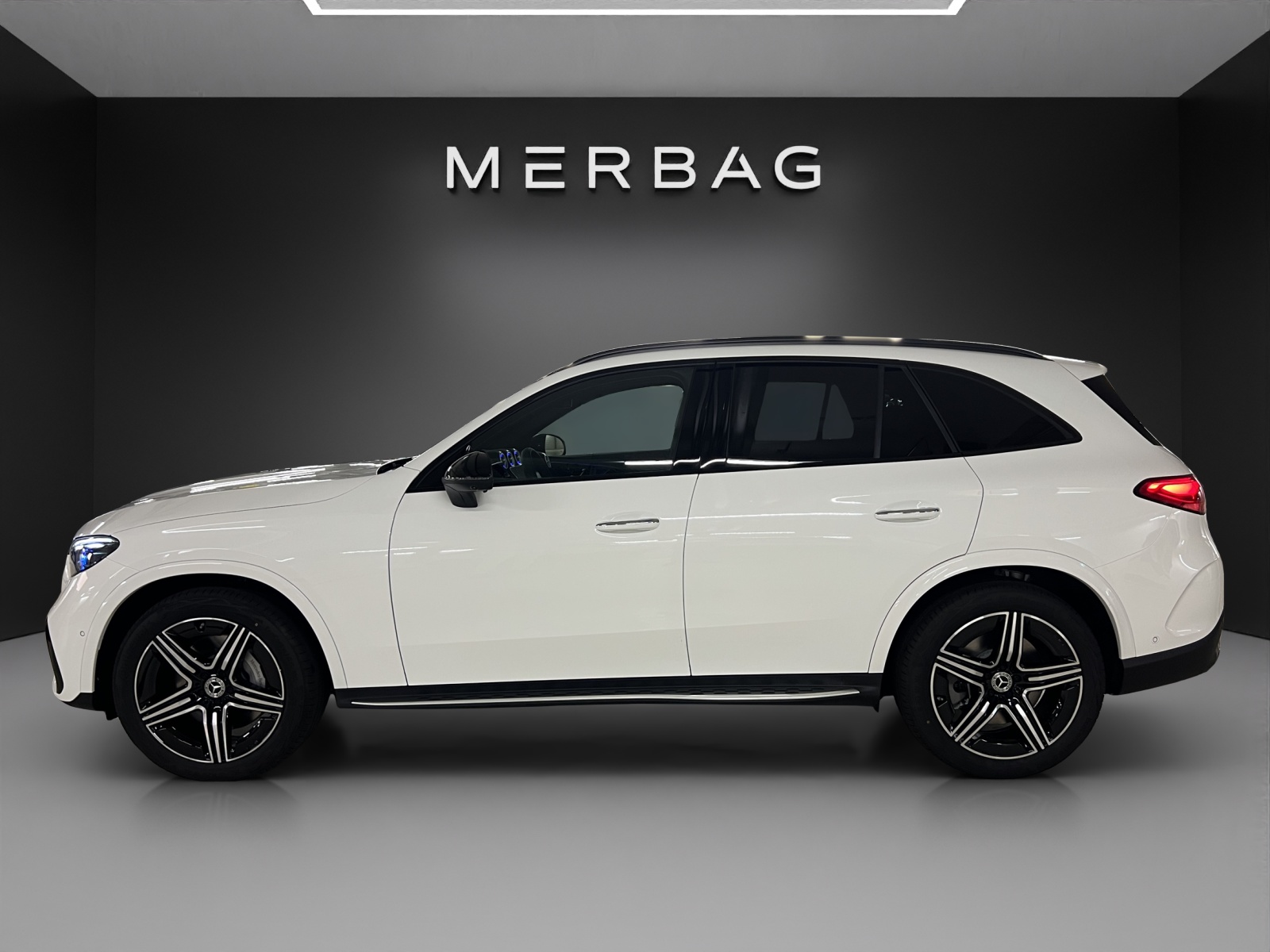 MERCEDES-BENZ GLC 450d 4Matic 9G-Tronic-image-3