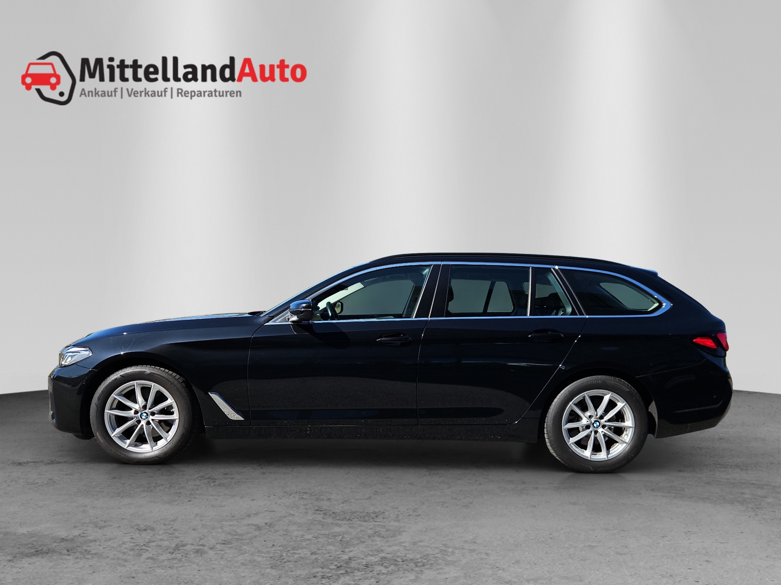 BMW 520d xDrive 48V Touring Steptronic-image-3