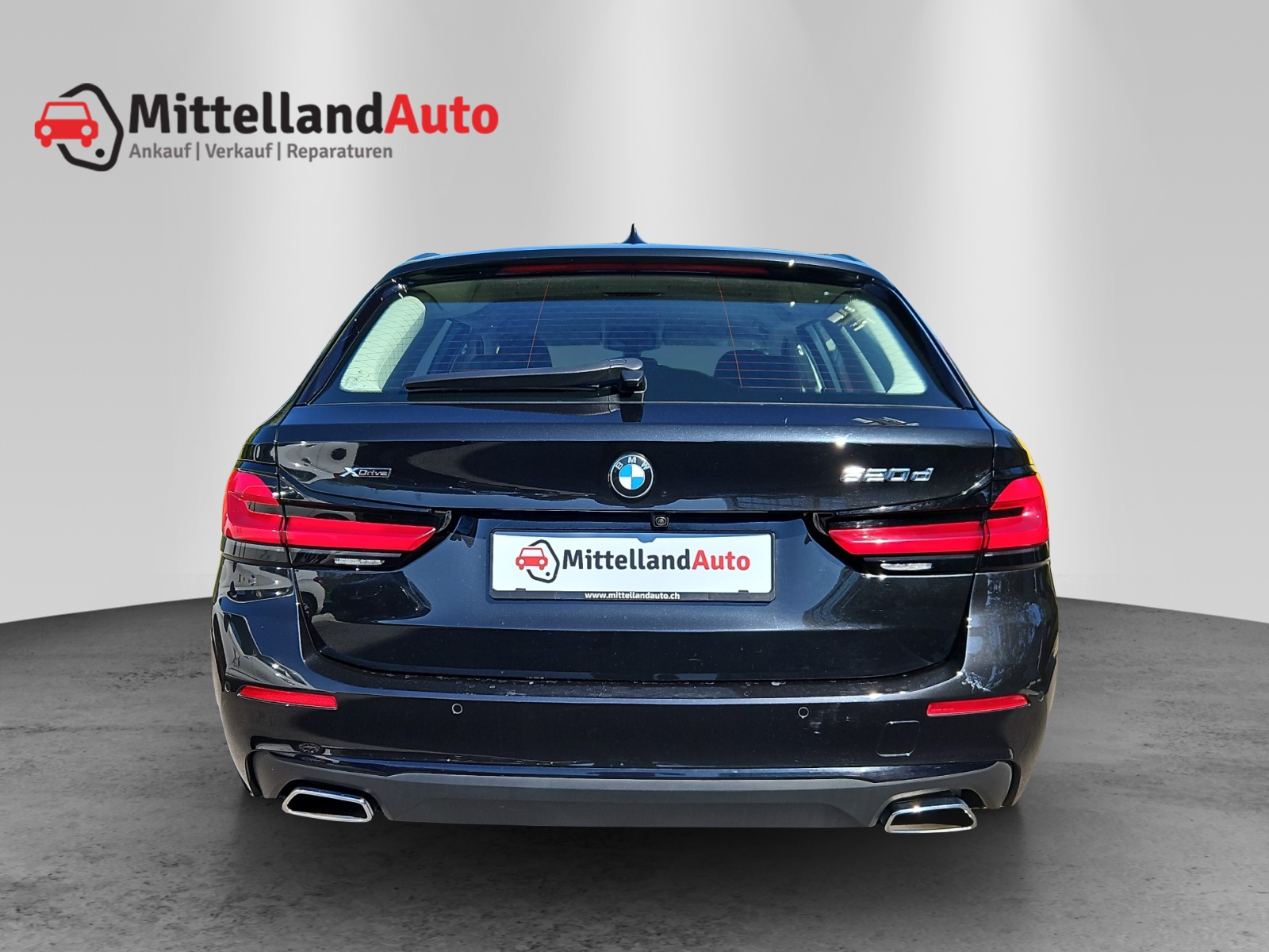 BMW 520d xDrive 48V Touring Steptronic-image-12
