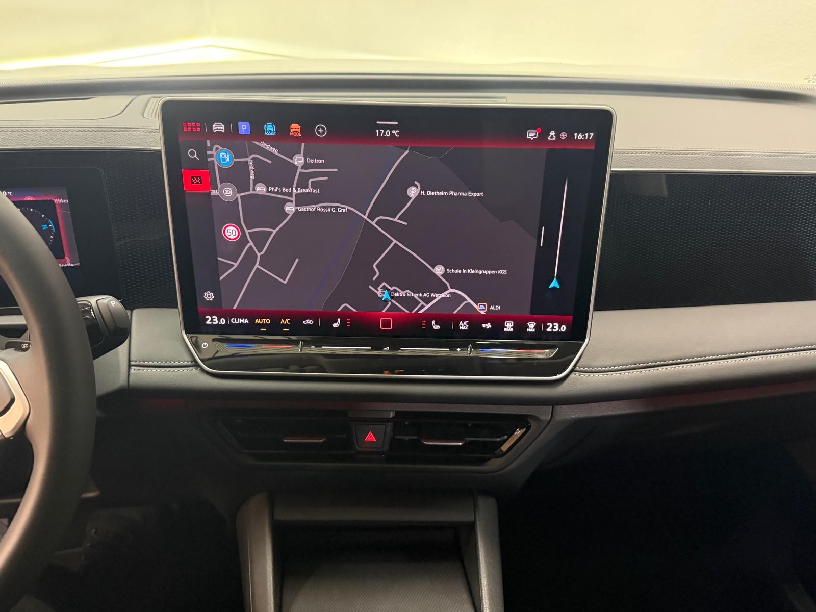 VW Tiguan 2.0 TSI DSG United 4Motion-image-10