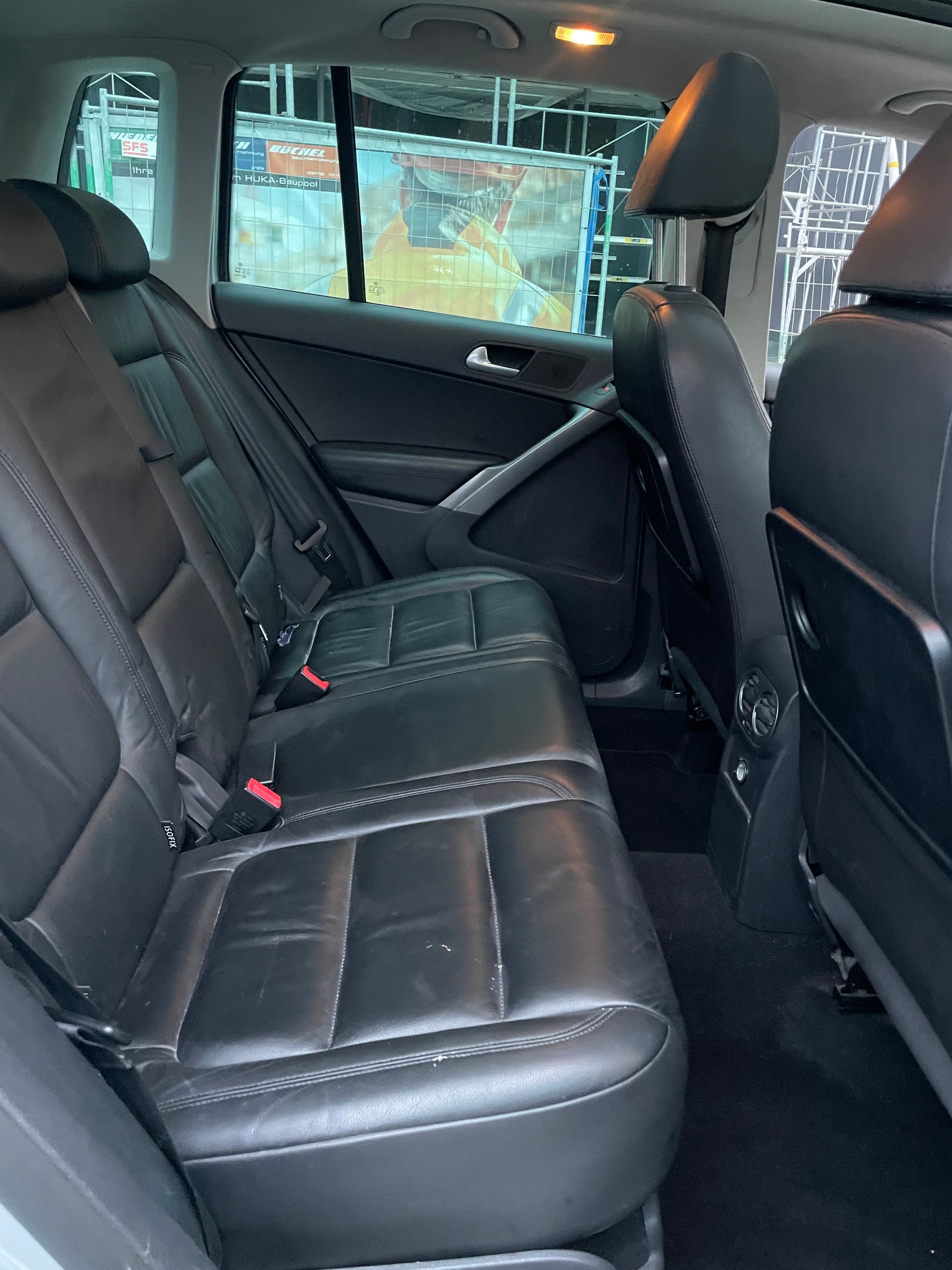 VW Tiguan 2.0 TDI Trend&Fun Tiptronic-image-13