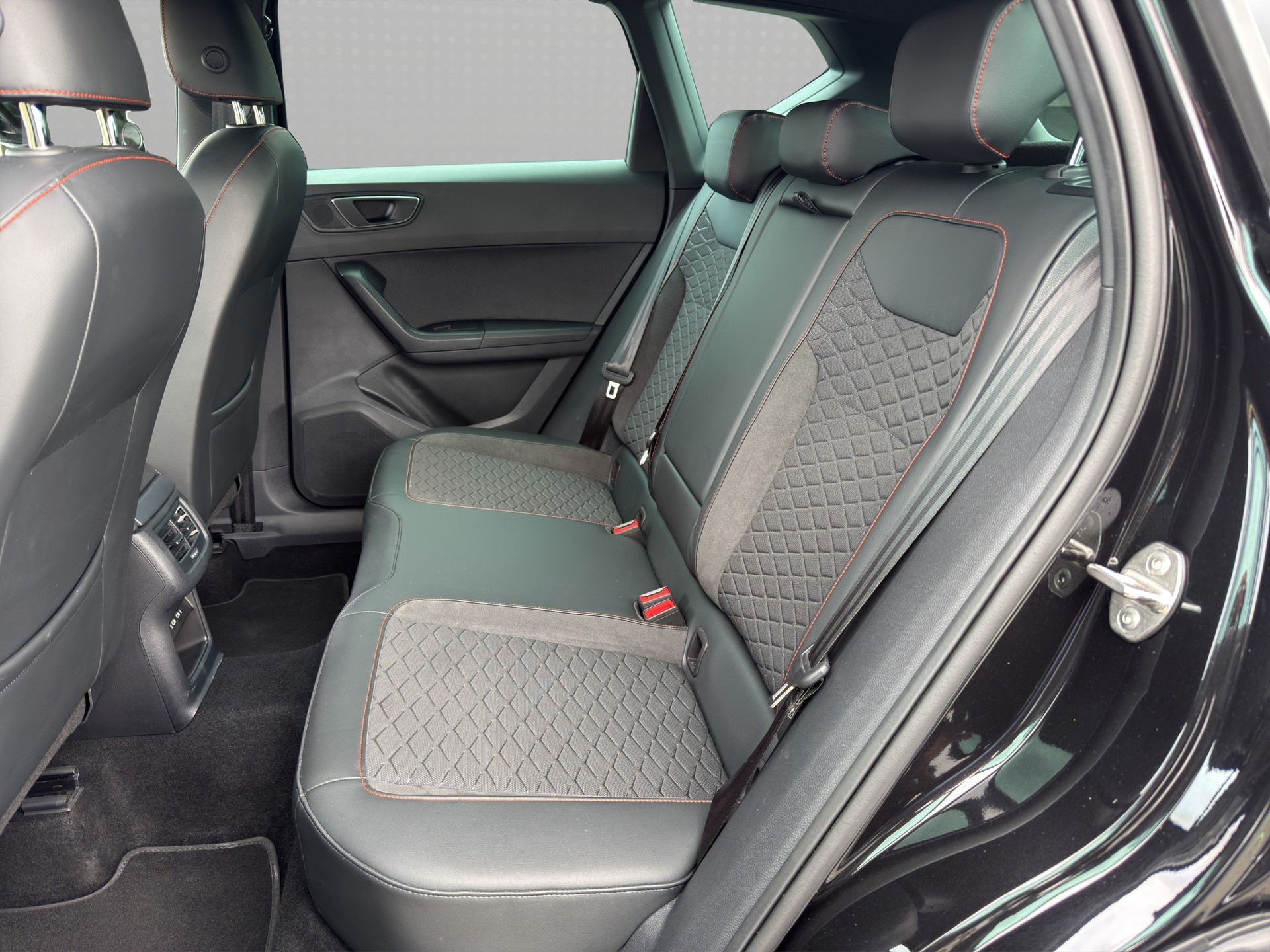 SEAT Ateca 1.5 TSI EVO DSG FR-image-12