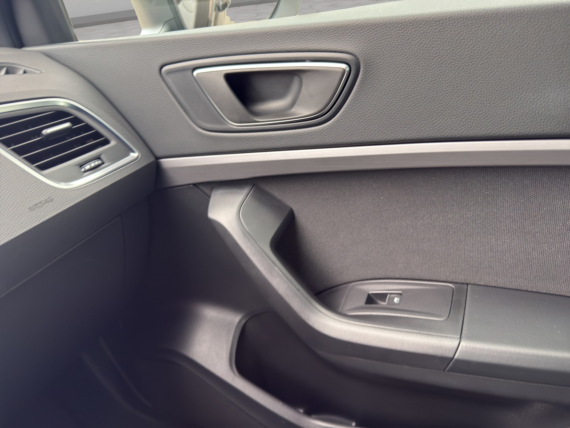 SEAT Ateca 1.5 TSI EVO DSG FR-image-16