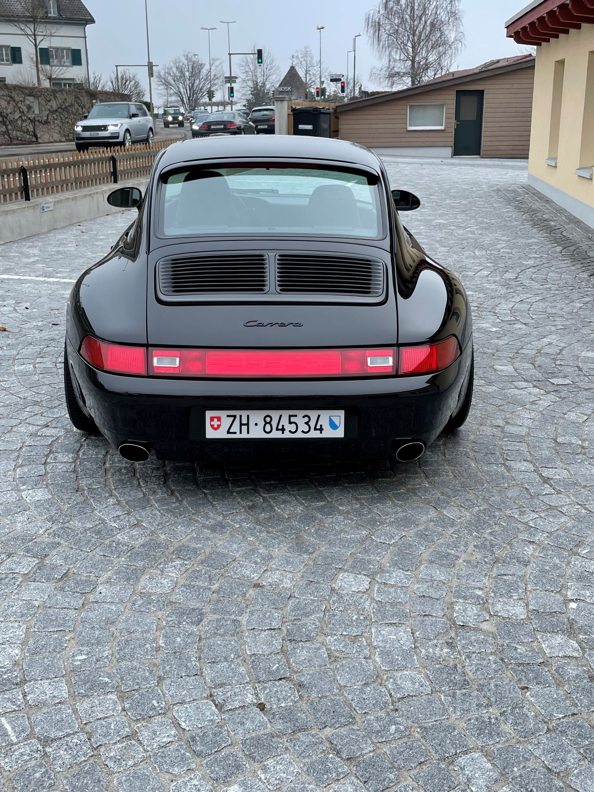 PORSCHE 993 Carrera C2-image-2