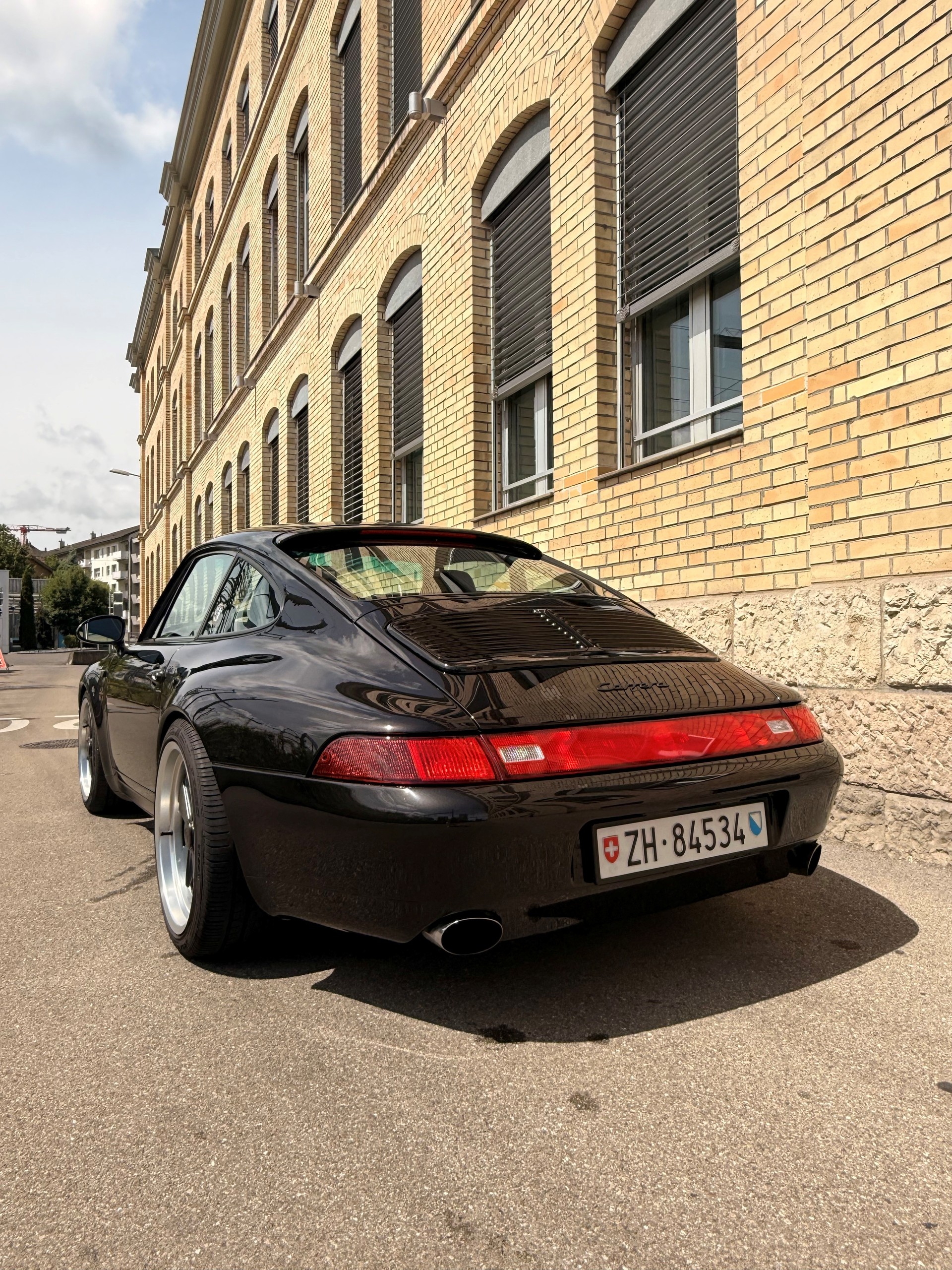 PORSCHE 993 Carrera C2-image-14