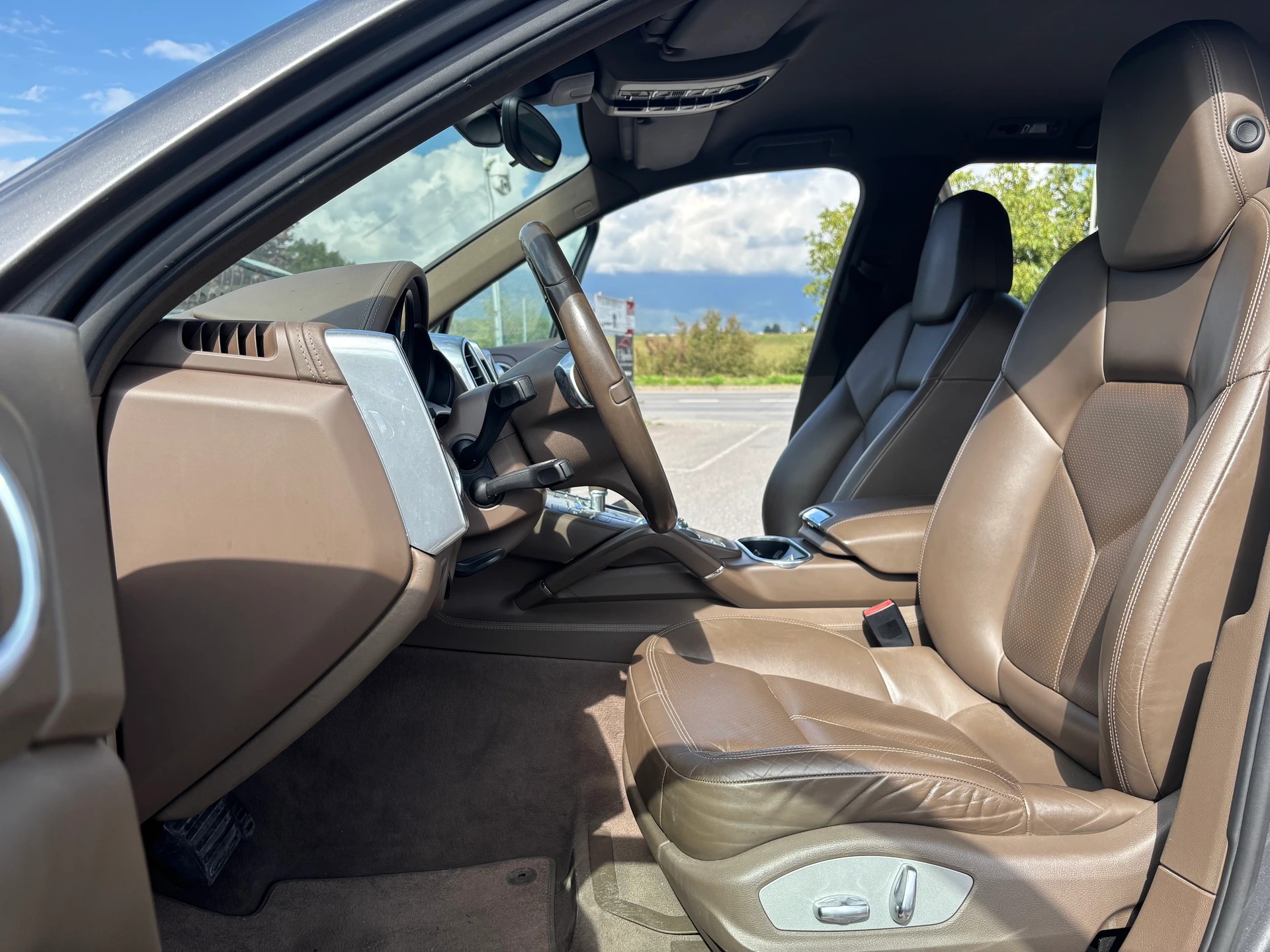 PORSCHE Cayenne Diesel-image-12