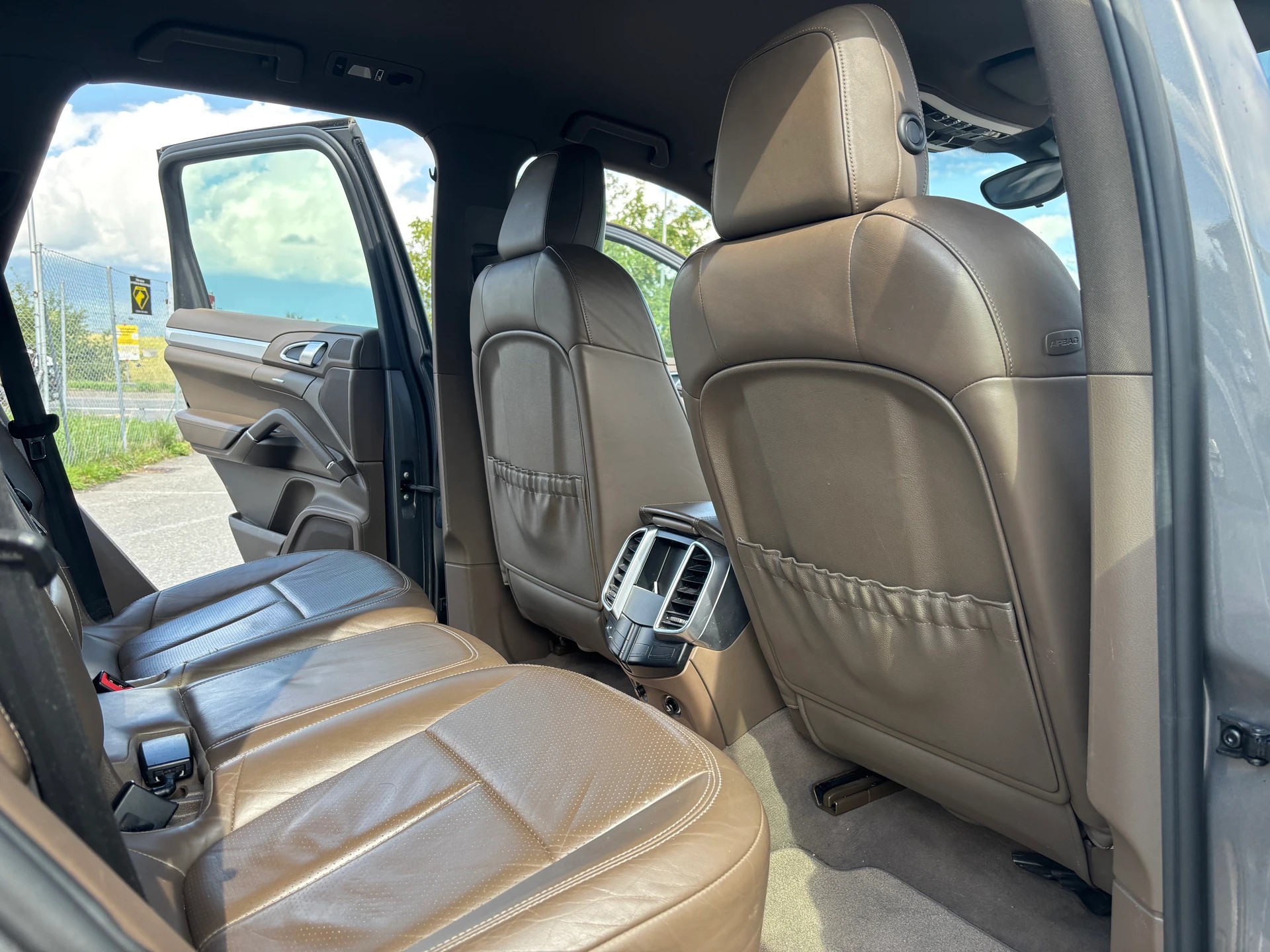 PORSCHE Cayenne Diesel-image-15