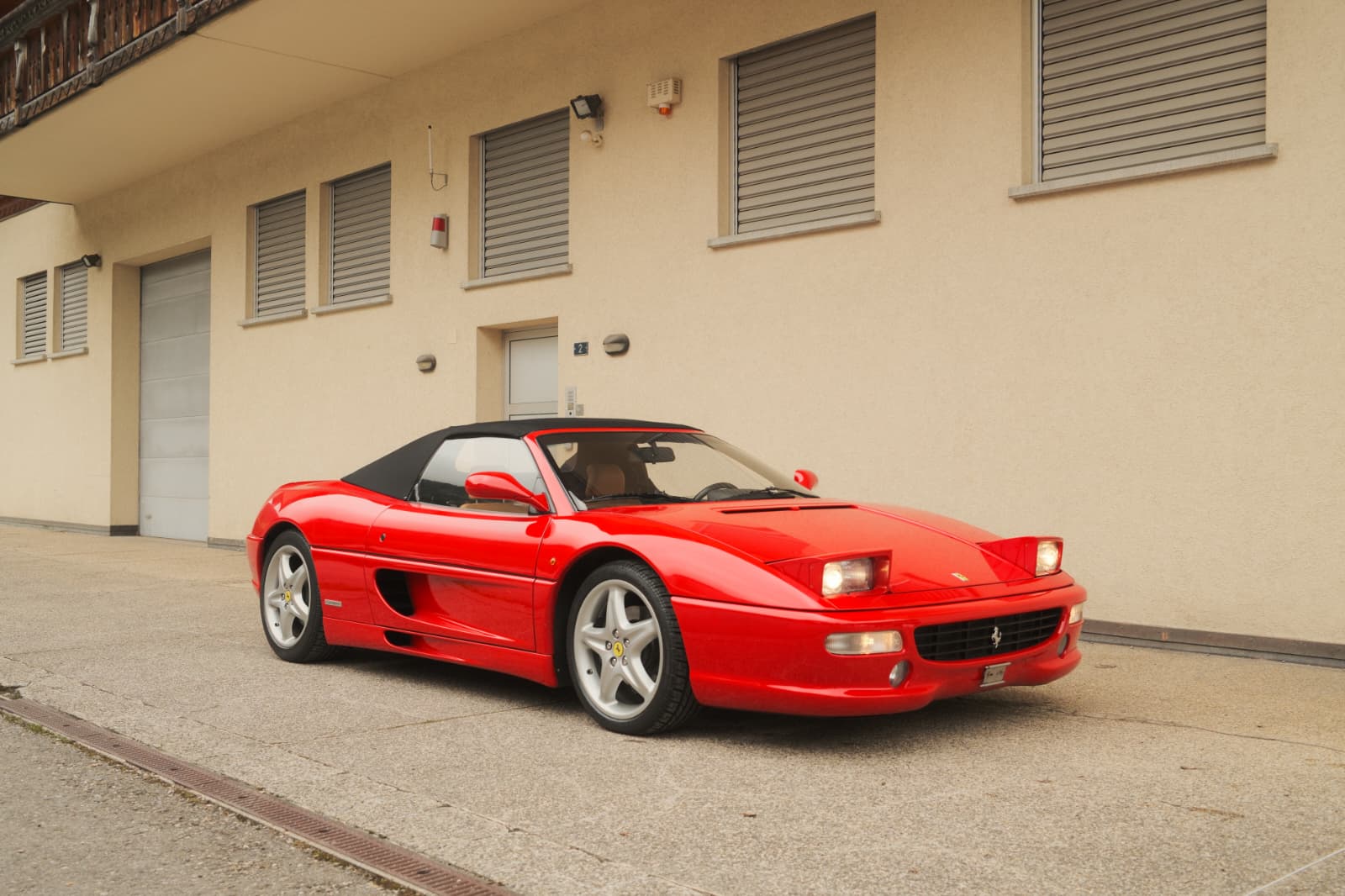 FERRARI F355 Spider-image-5