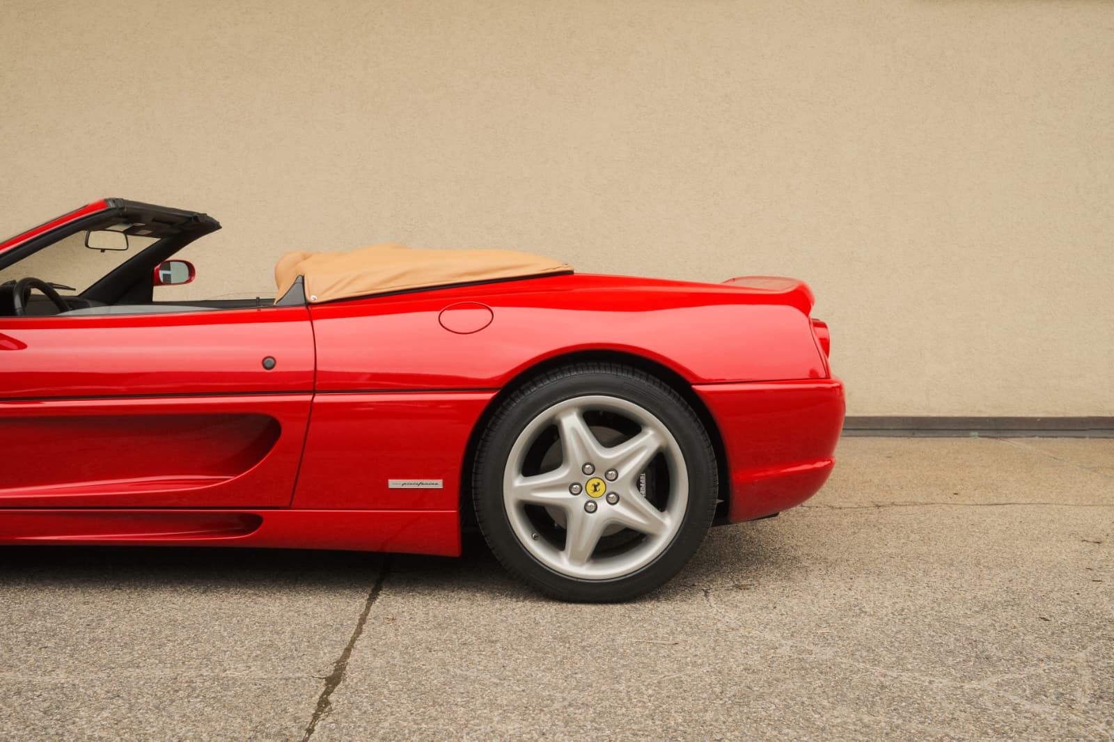 FERRARI F355 Spider-image-4