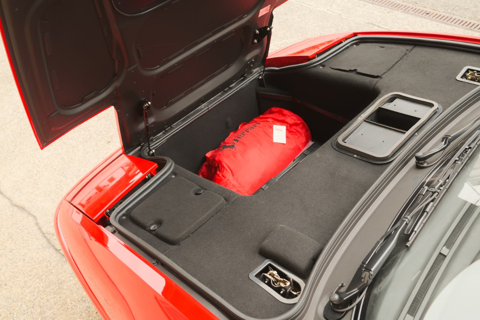 FERRARI F355 Spider-image-8