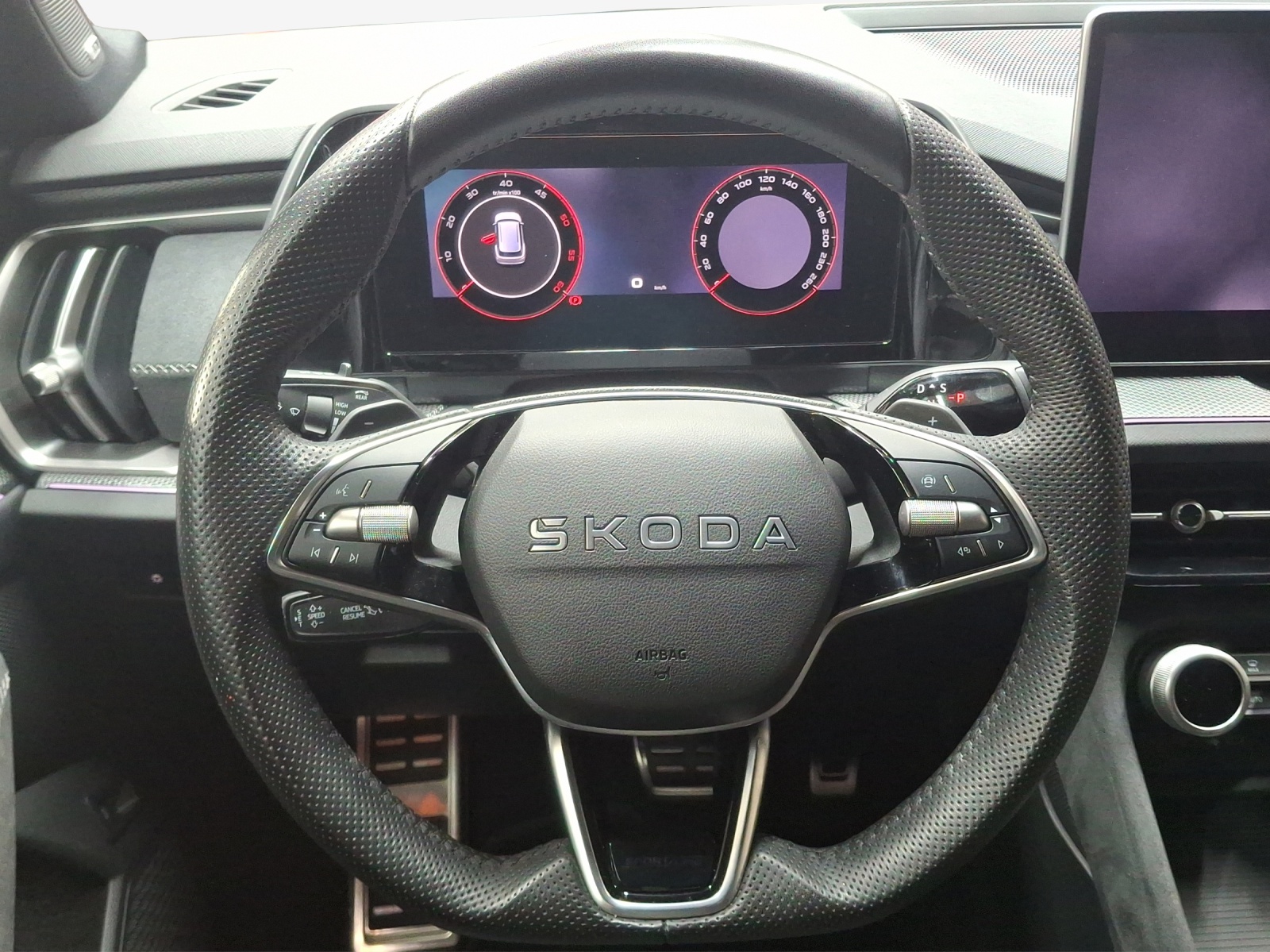 SKODA Kodiaq 2.0 TDI Sportline 4x4-image-9
