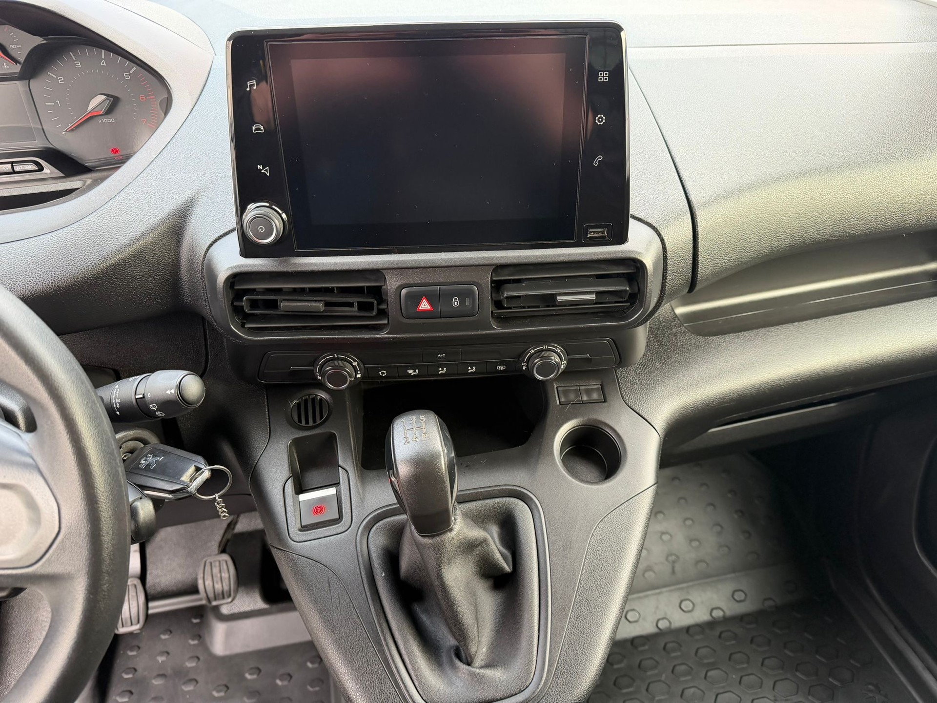 PEUGEOT Partner 1.5 Blue HDi s/s Premium 650kg-image-14