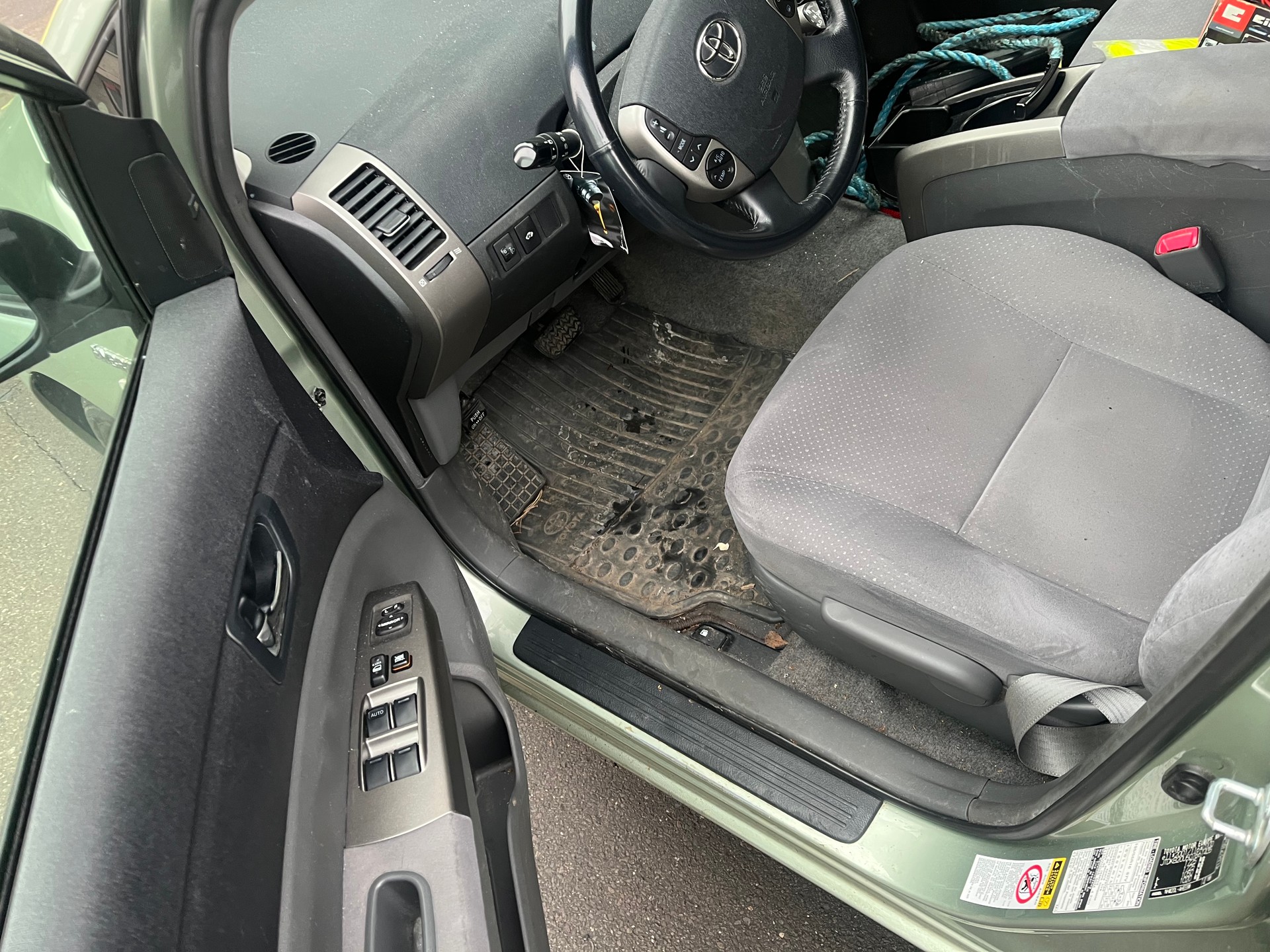 TOYOTA Prius 1.5 16V Hybrid-image-10