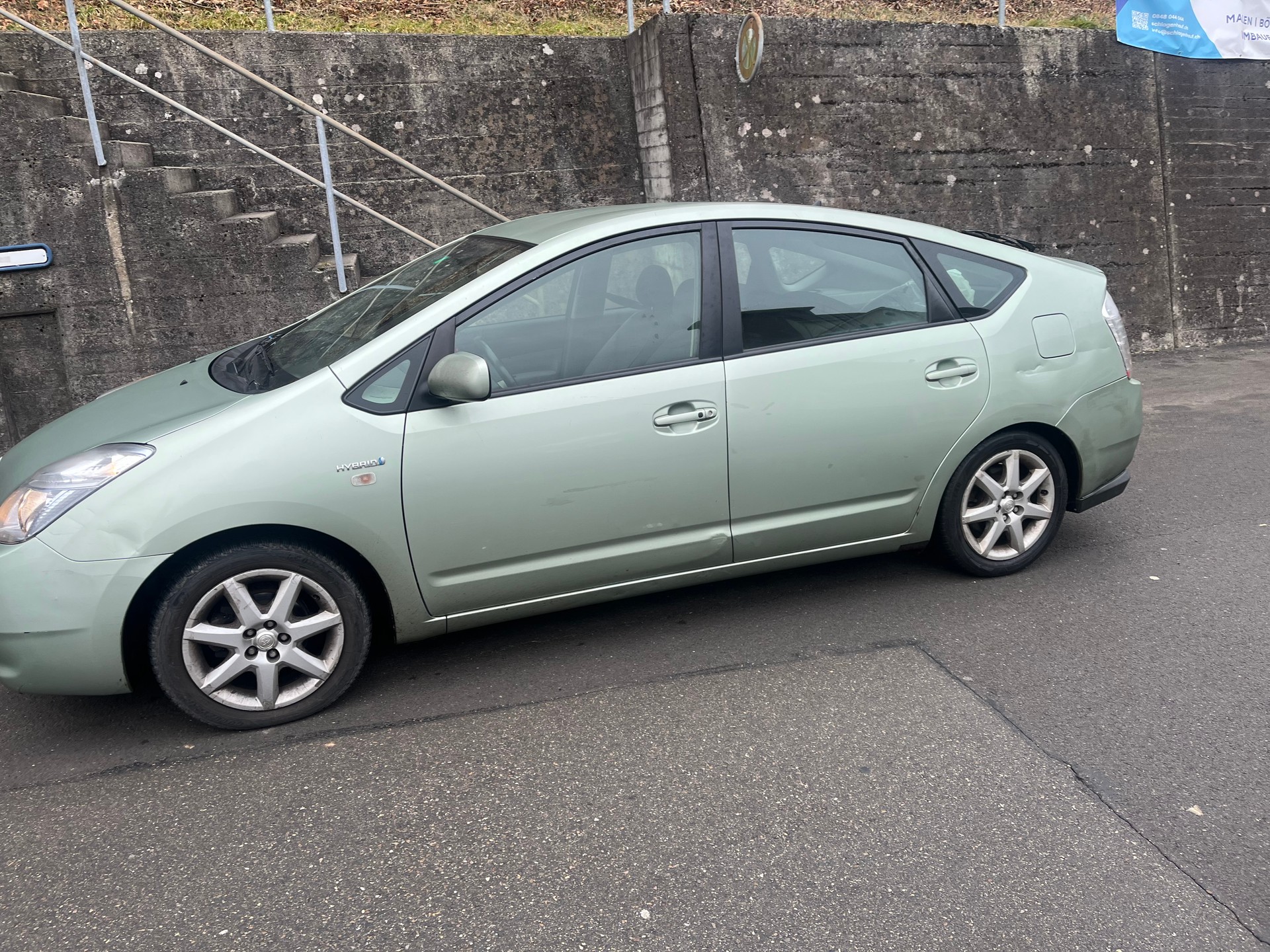 TOYOTA Prius 1.5 16V Hybrid-image-5
