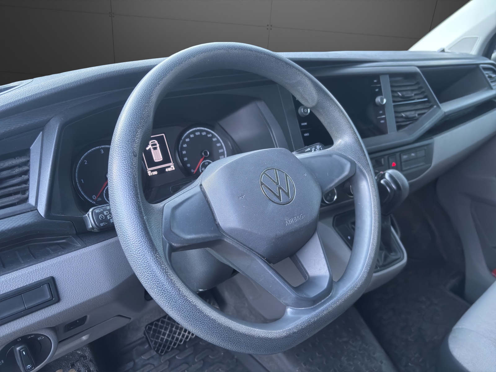 VW T6.1 2.0 TDI 4Motion DSG-showroom-element-3