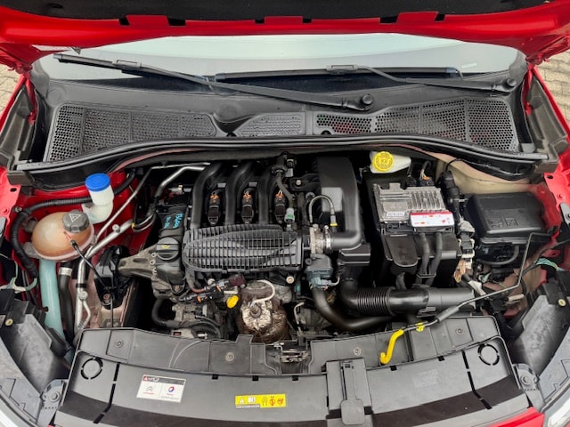 CITROEN C4 Cactus 1.2 e-VTi Feel ETG-image-10