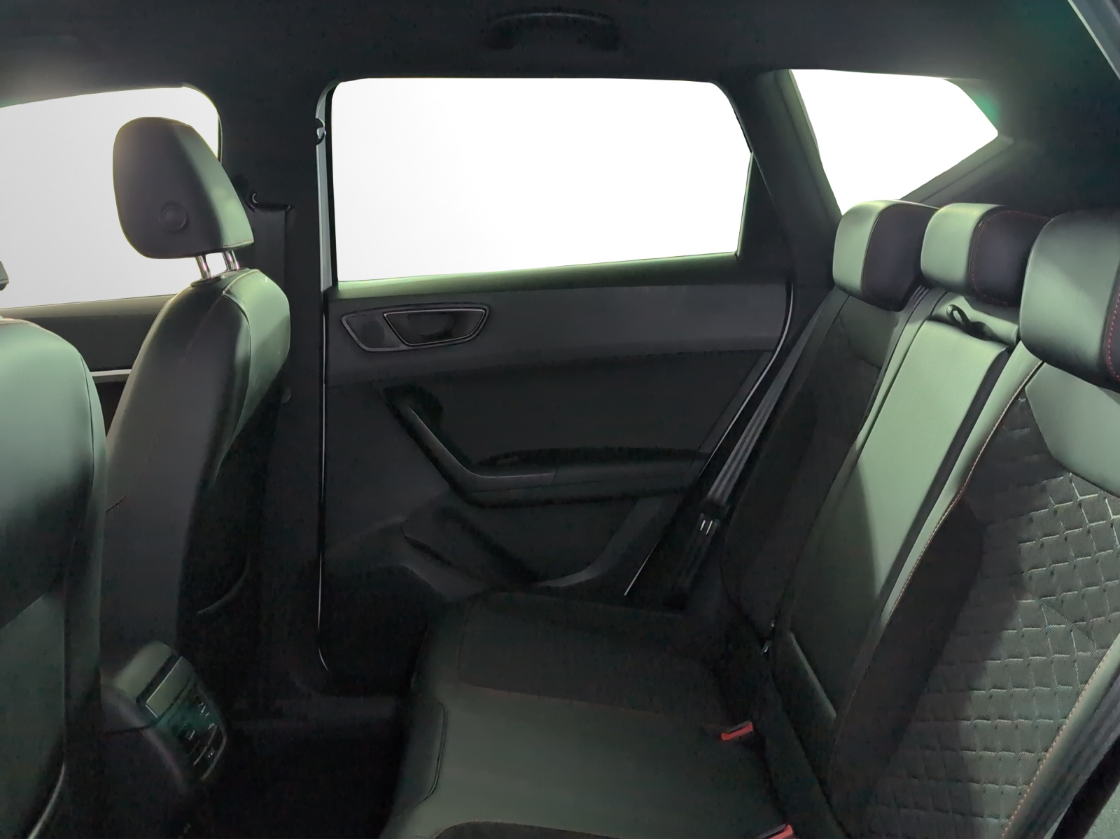 SEAT Ateca 1.5 TSI EVO Hola FR DSG-image-12