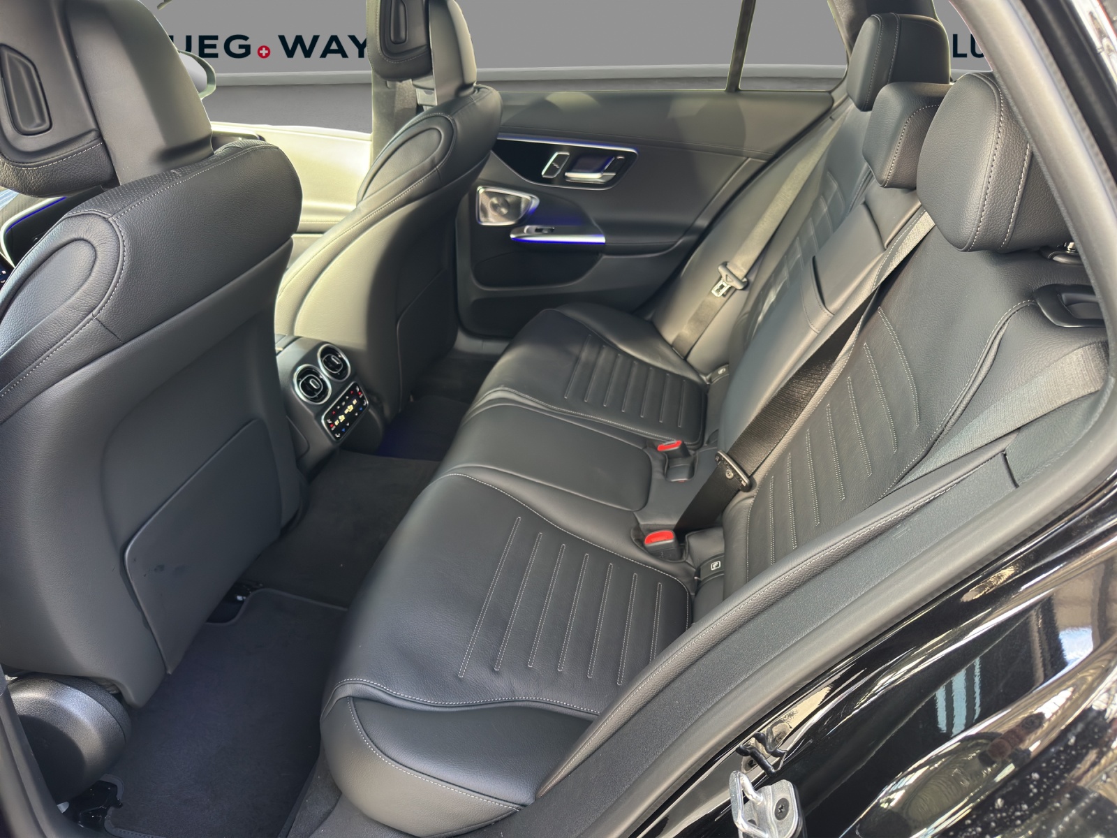 MERCEDES-BENZ C 220 d T 4 Matic Swiss Star-image-15