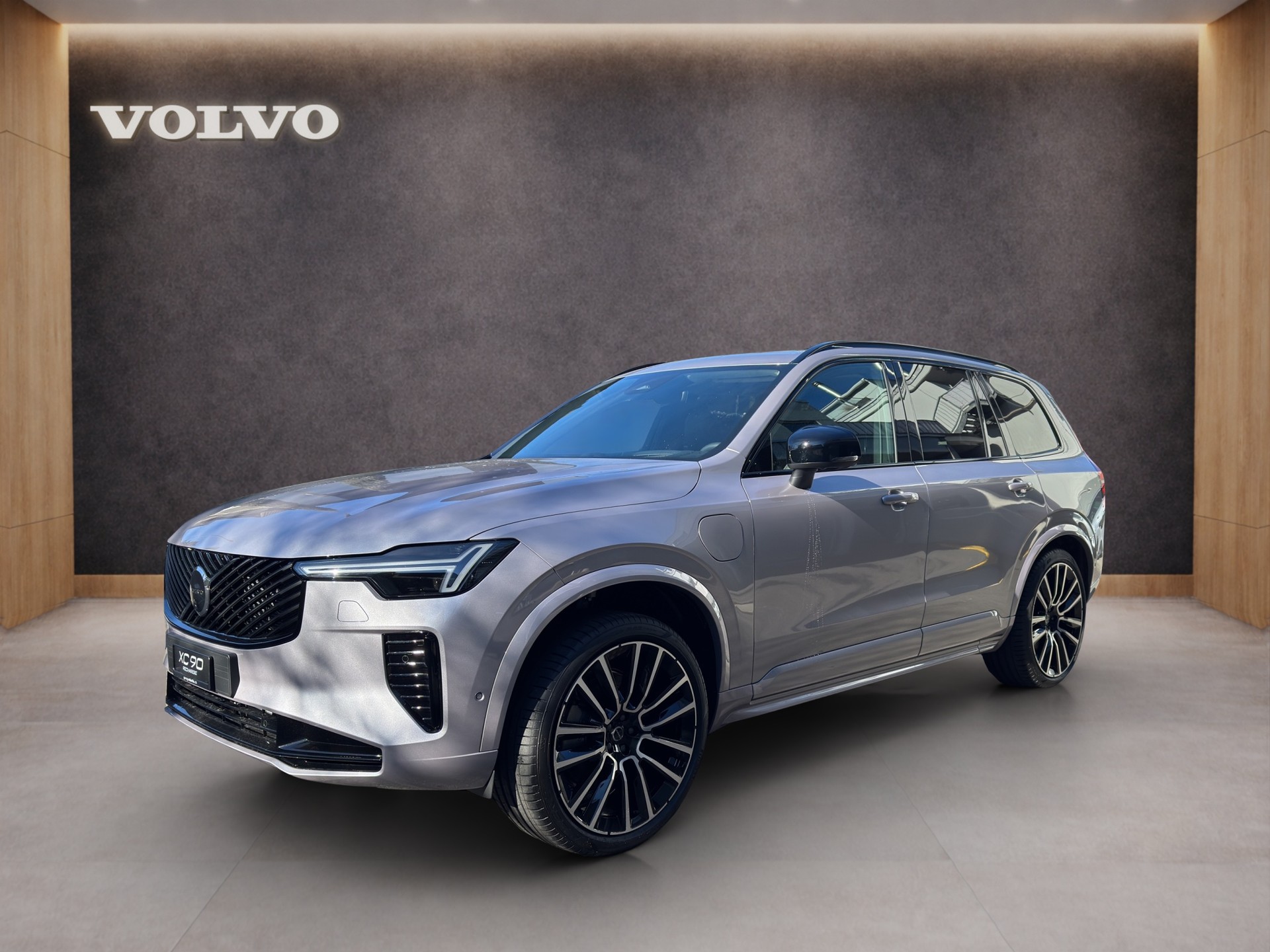 VOLVO XC90 2.0 T8 TE XCLUSIVE Edition Dark eAWD