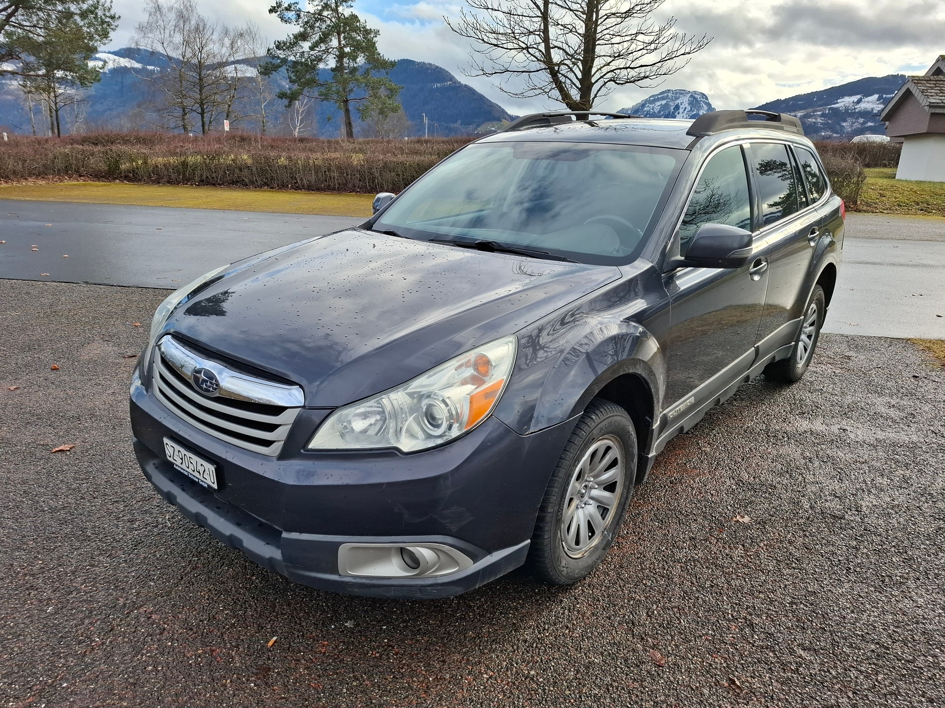SUBARU Outback 2.5i AWD Automatic-image-2
