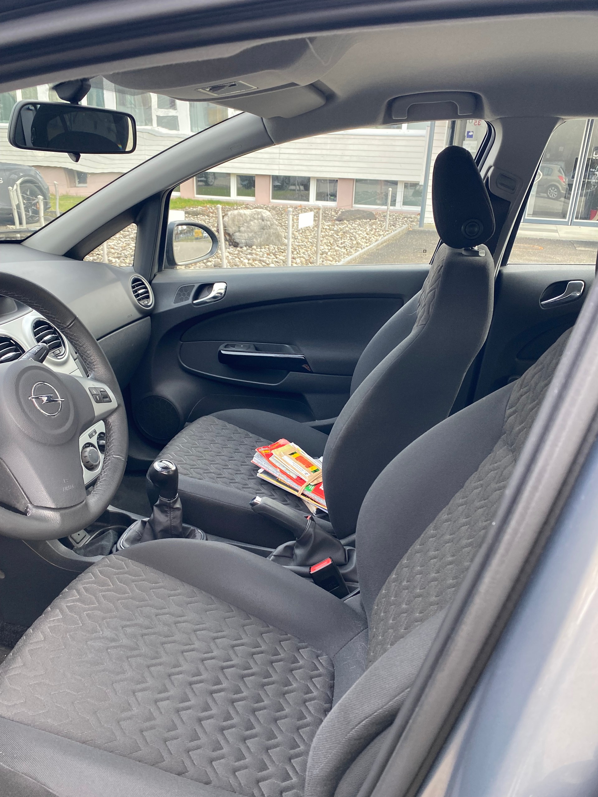 OPEL Corsa 1.4 TP Drive-image-9