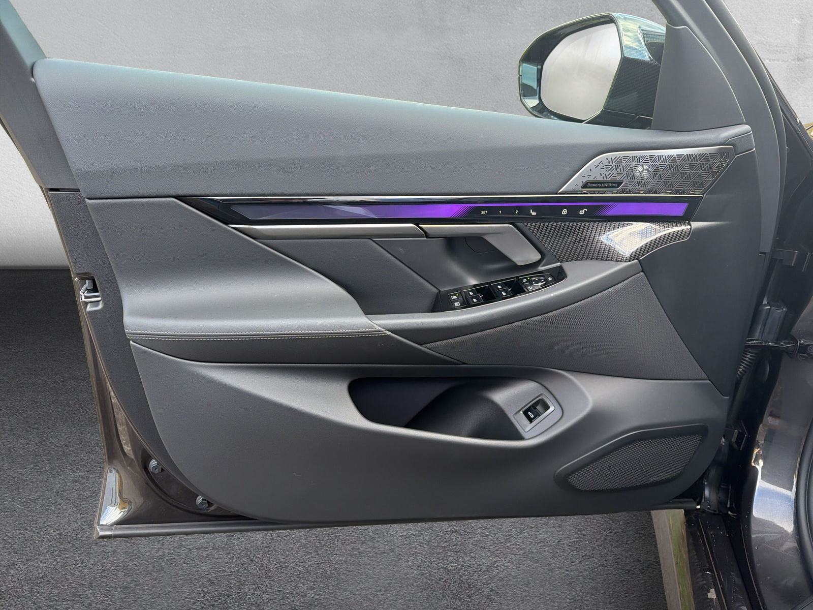 BMW M5 xDrive-image-15