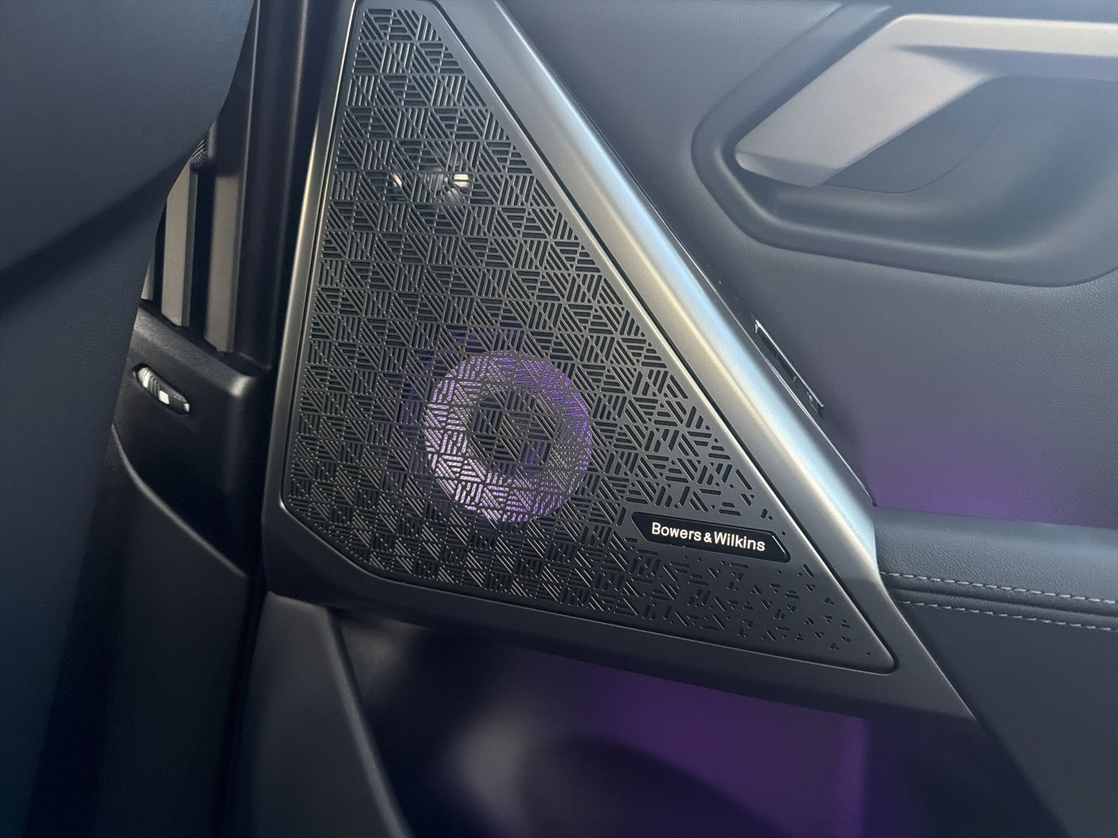 BMW M5 xDrive-image-19