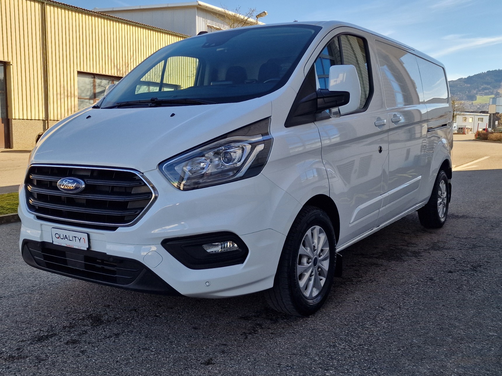 FORD Transit Custom Van 340 L2H1 Trend A-image-1