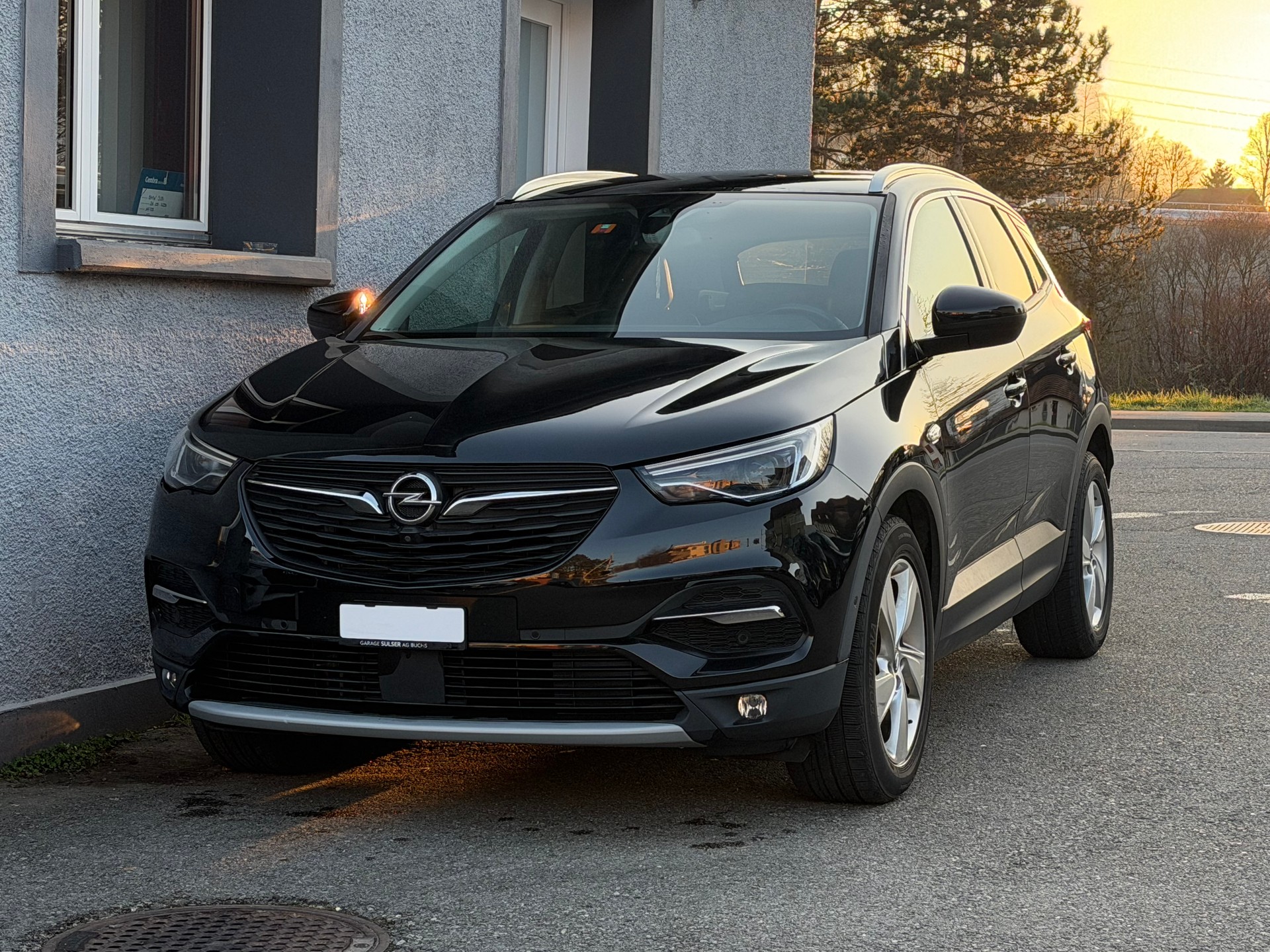 OPEL Grandland X 1.2i TP Enjoy Automatik-image-1