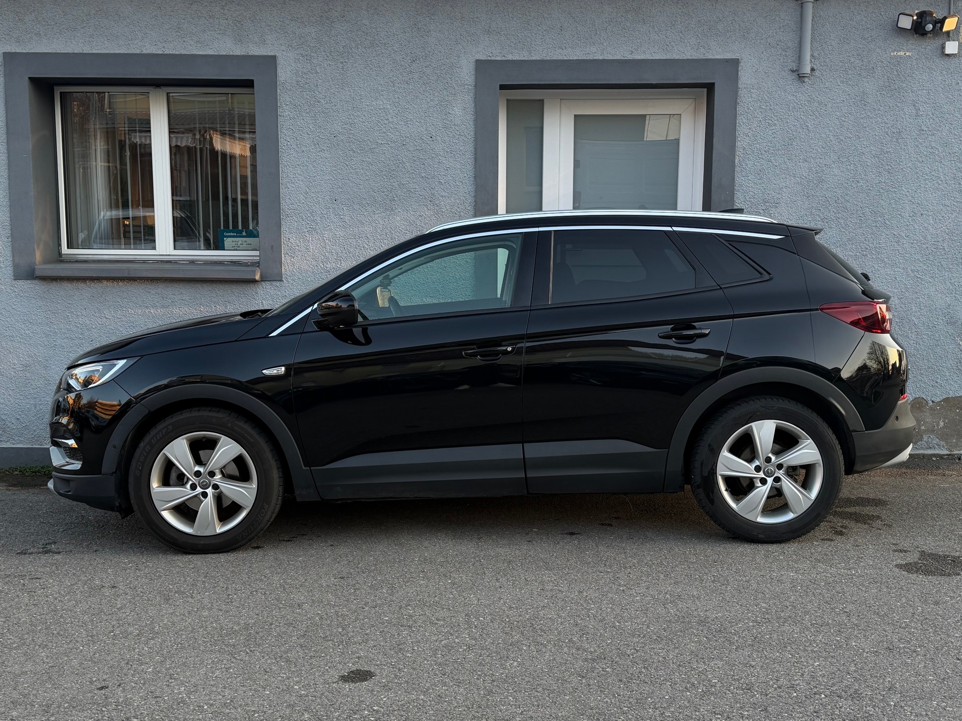 OPEL Grandland X 1.2i TP Enjoy Automatik-image-2