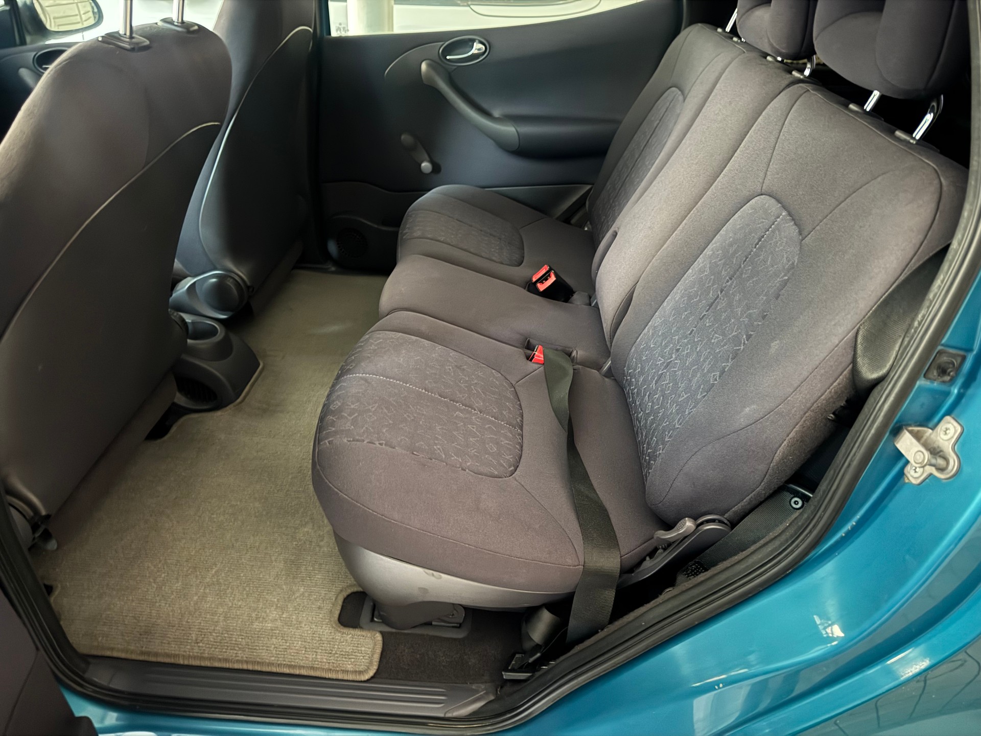 MERCEDES-BENZ A 170 L CDI Elégance-image-14