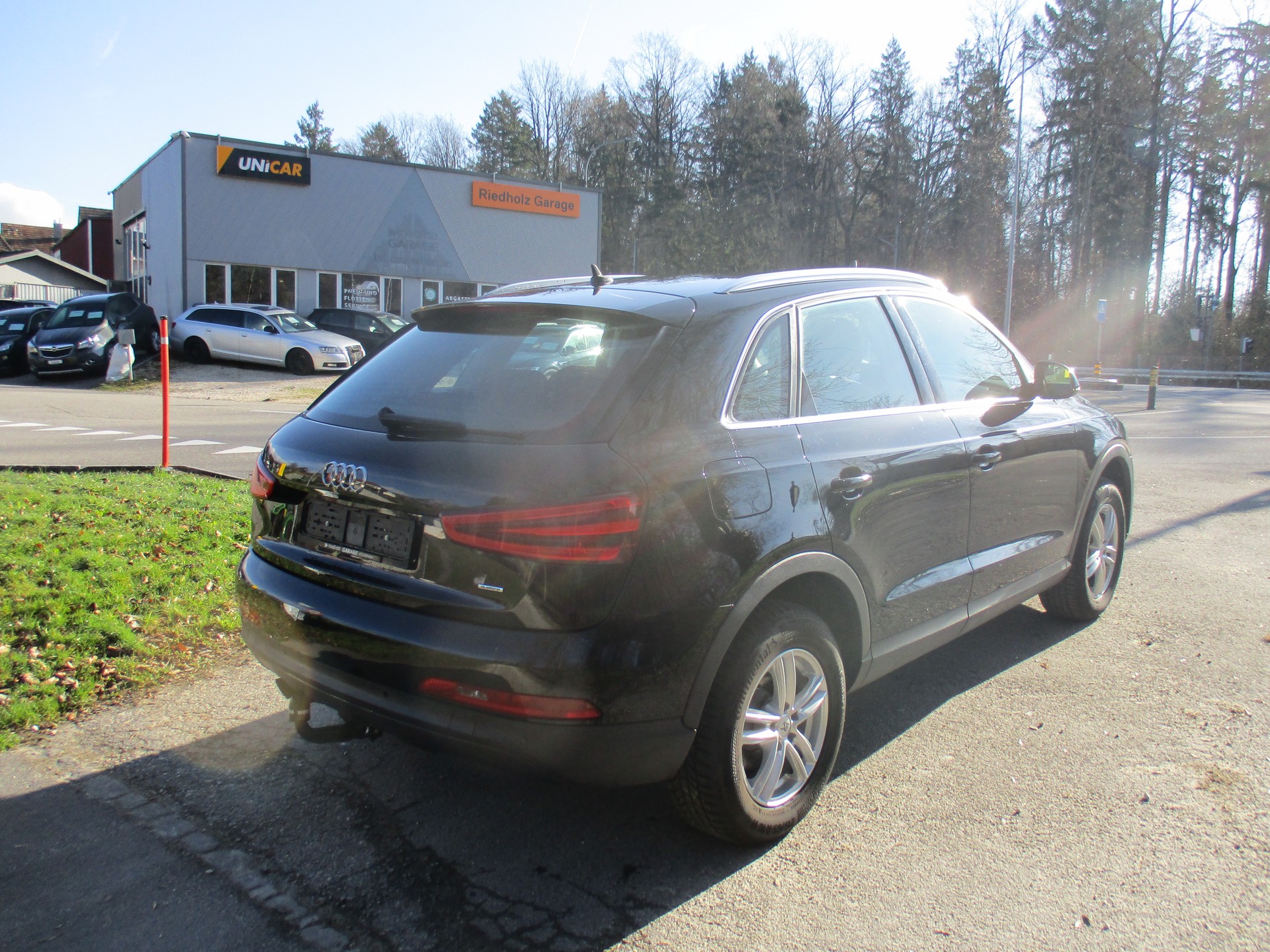 AUDI Q3 2.0 TDI quattro S-tronic-image-4