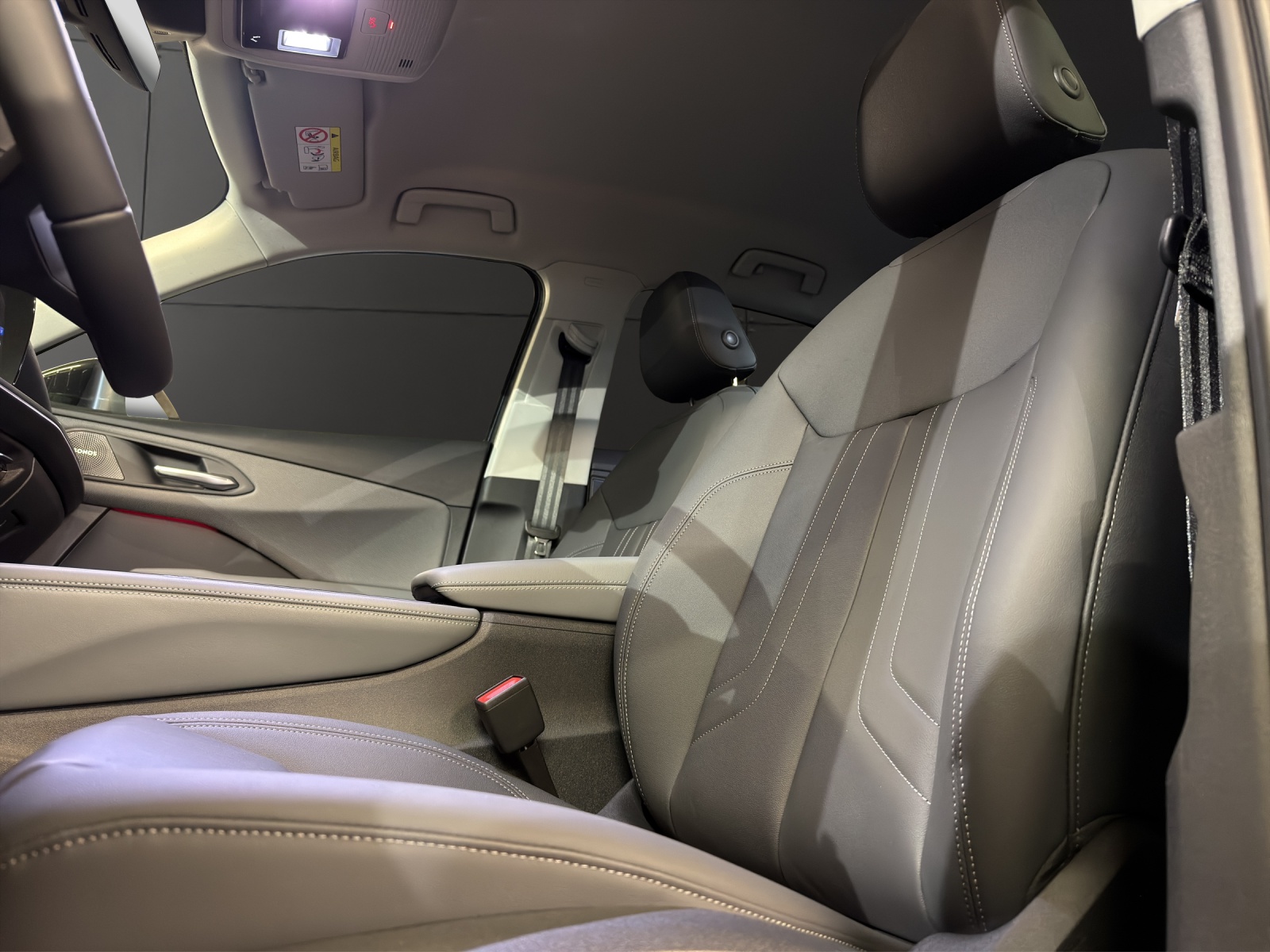 AUDI Q3 SUV e-hybrid 200 kW S tronig-image-22