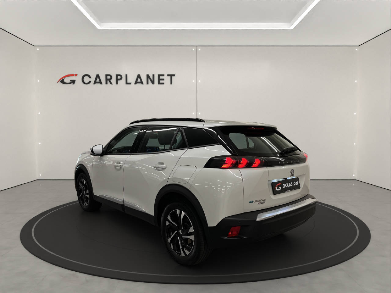 PEUGEOT 2008 e-Allure-image-2