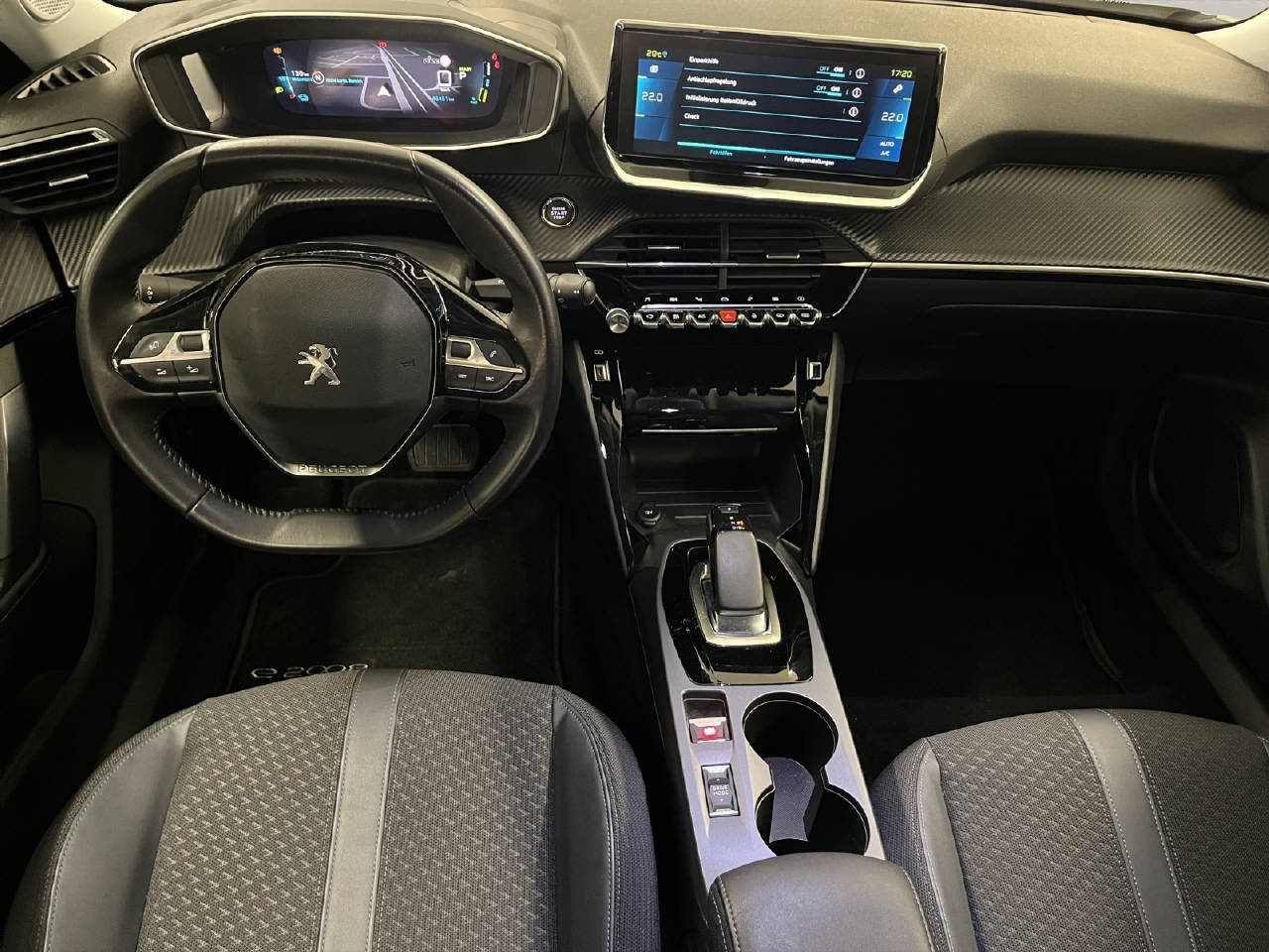 PEUGEOT 2008 e-Allure-image-5